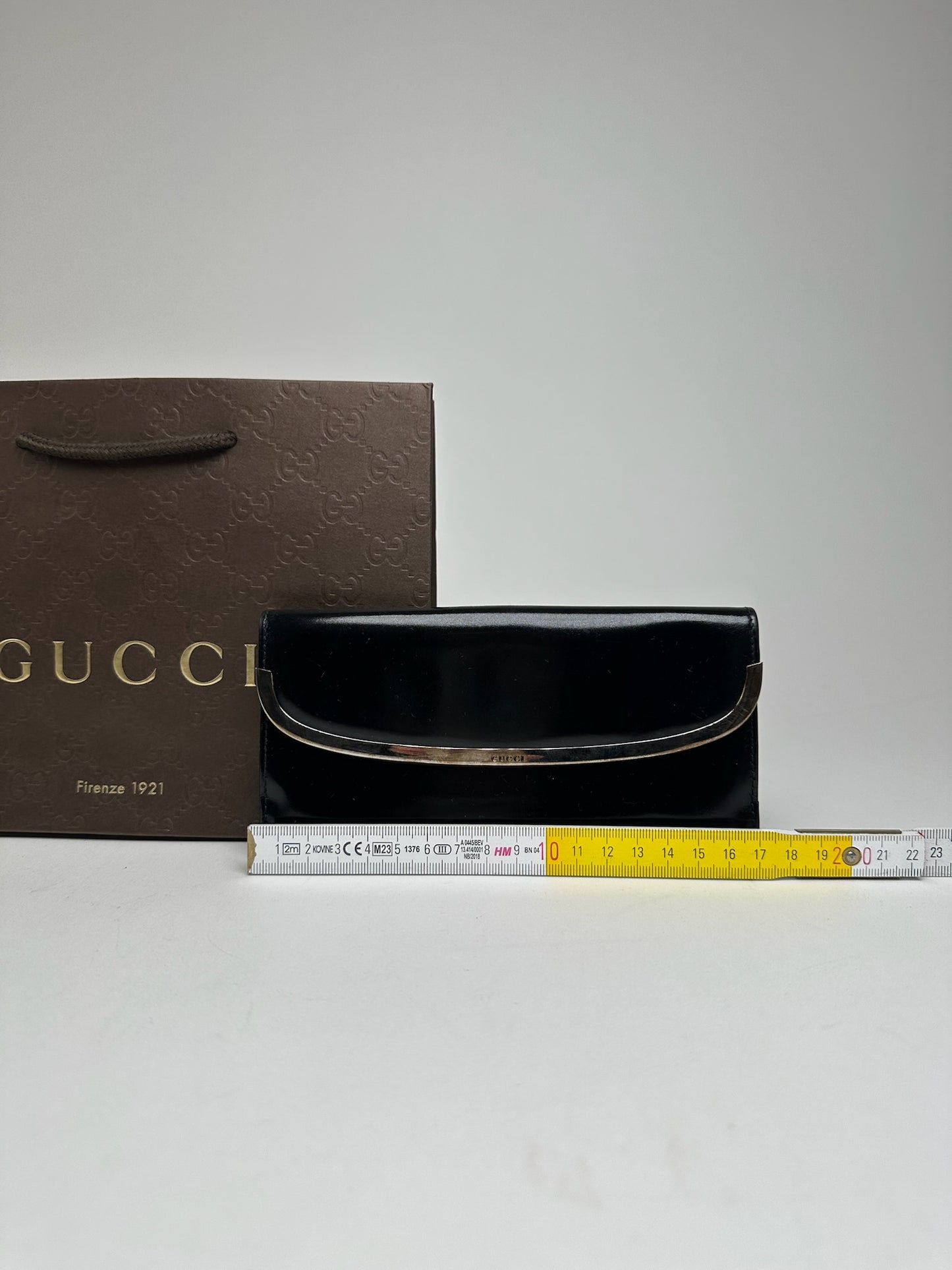 Vintage Gucci Patent Leather Wallet black