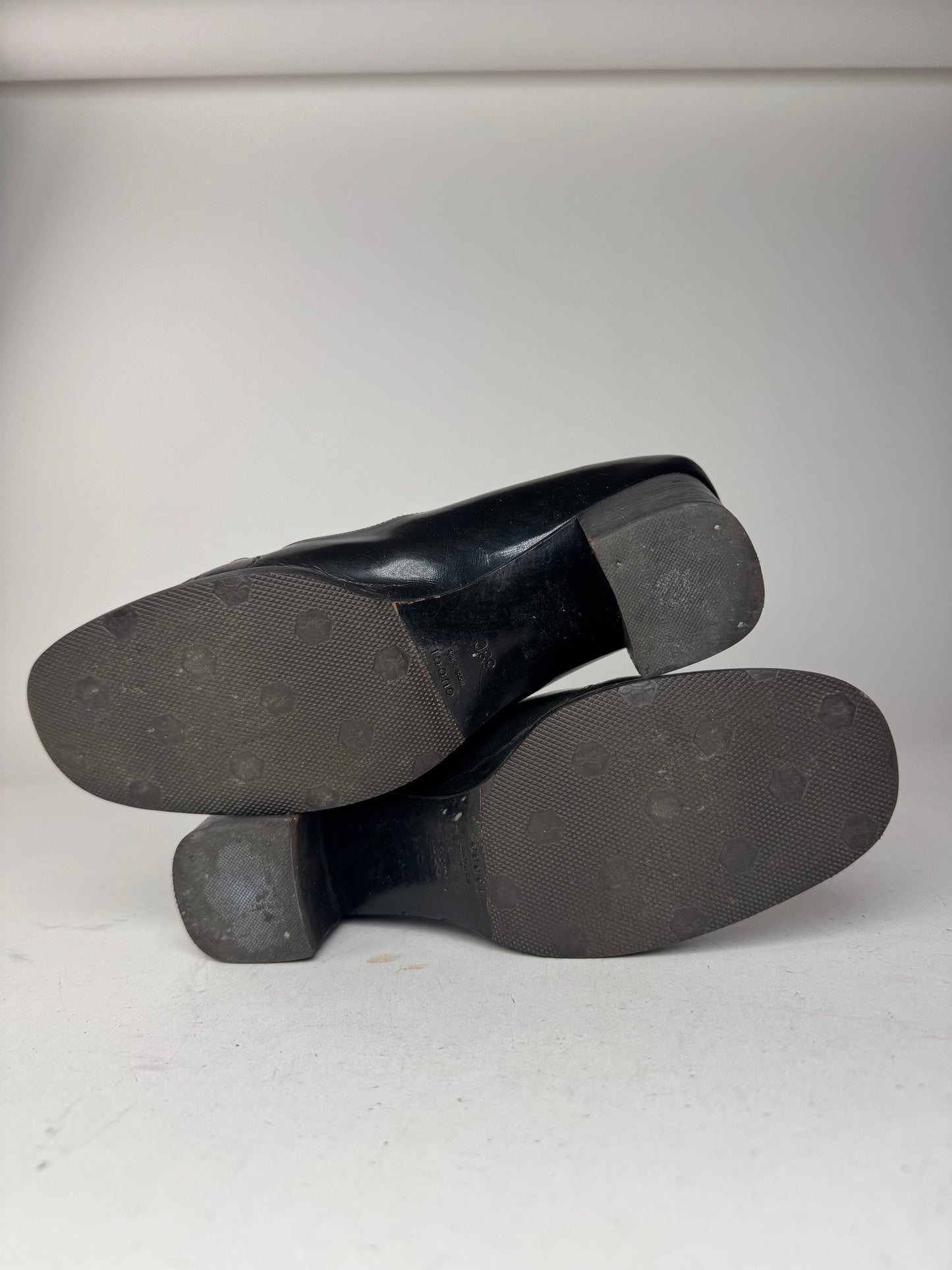 Vintage Gucci Patent Leather Pumps Black