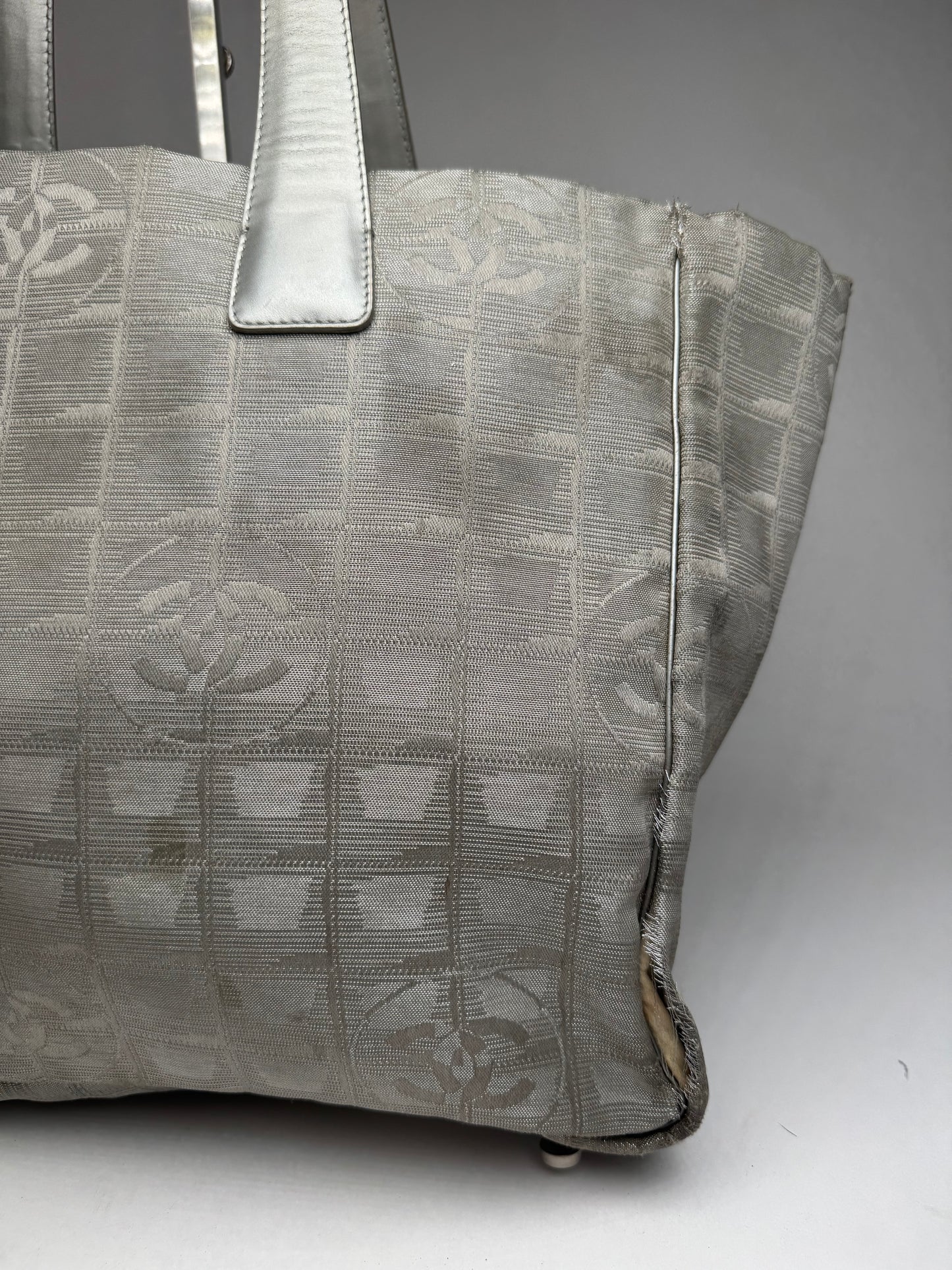 Vintage Chanel New Travel Line monogram Tote bag Silver