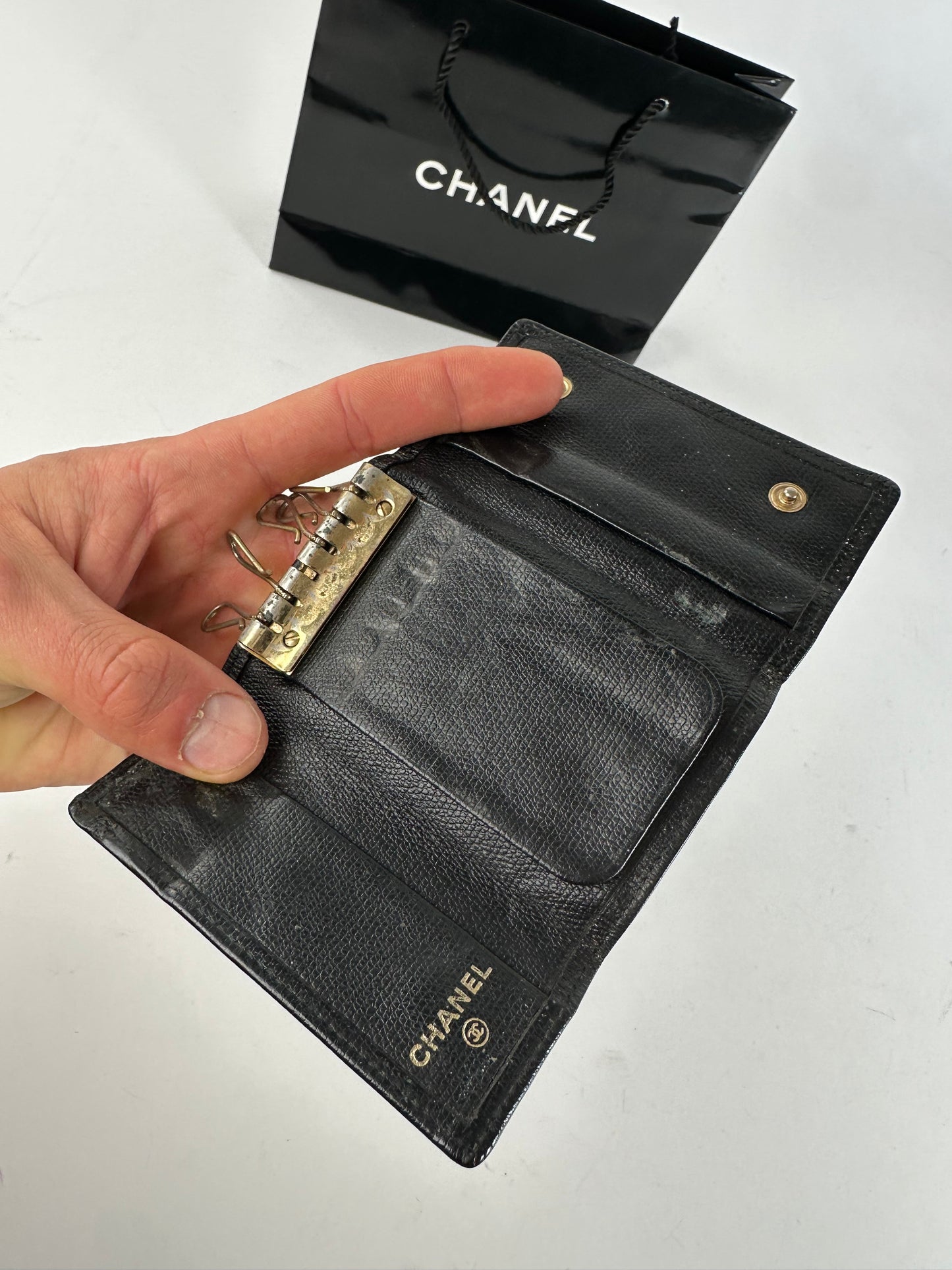 Vintage Chanel CC Logo Caviar Leather Key Holder Black