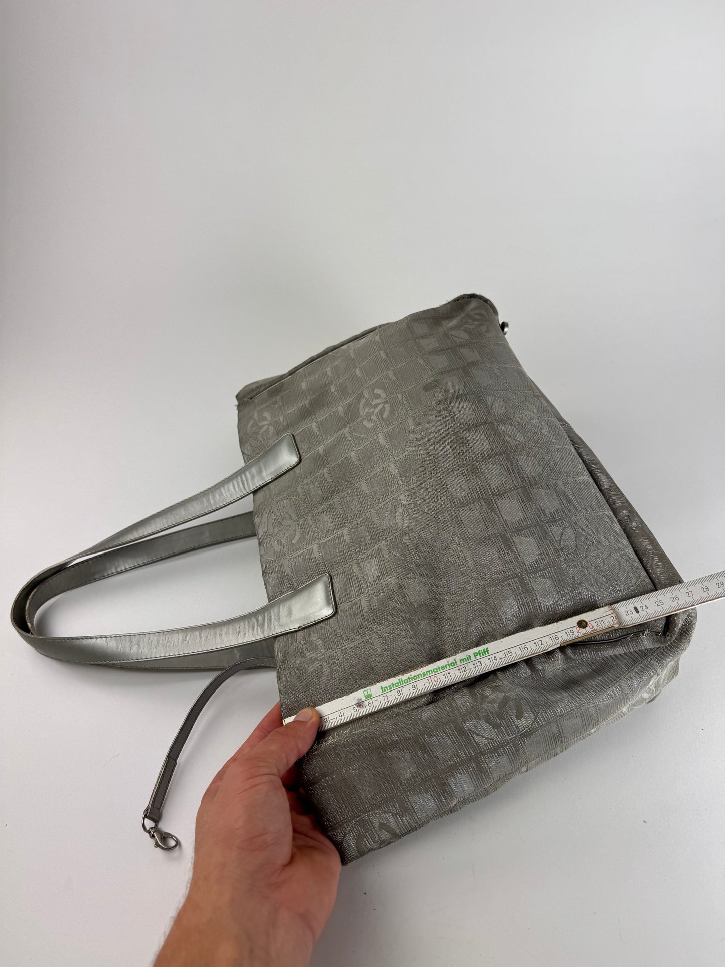 Vintage Chanel New Travel Line monogram Tote bag Silver