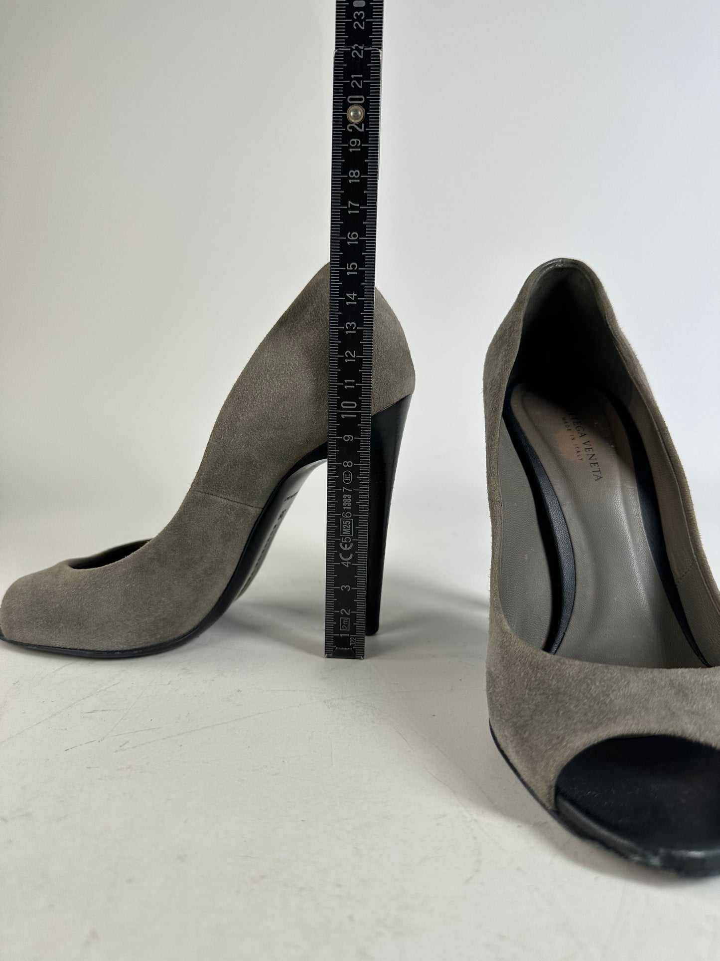 Vintage Bottega Veneta Intrecciato Leather Heels  EU36