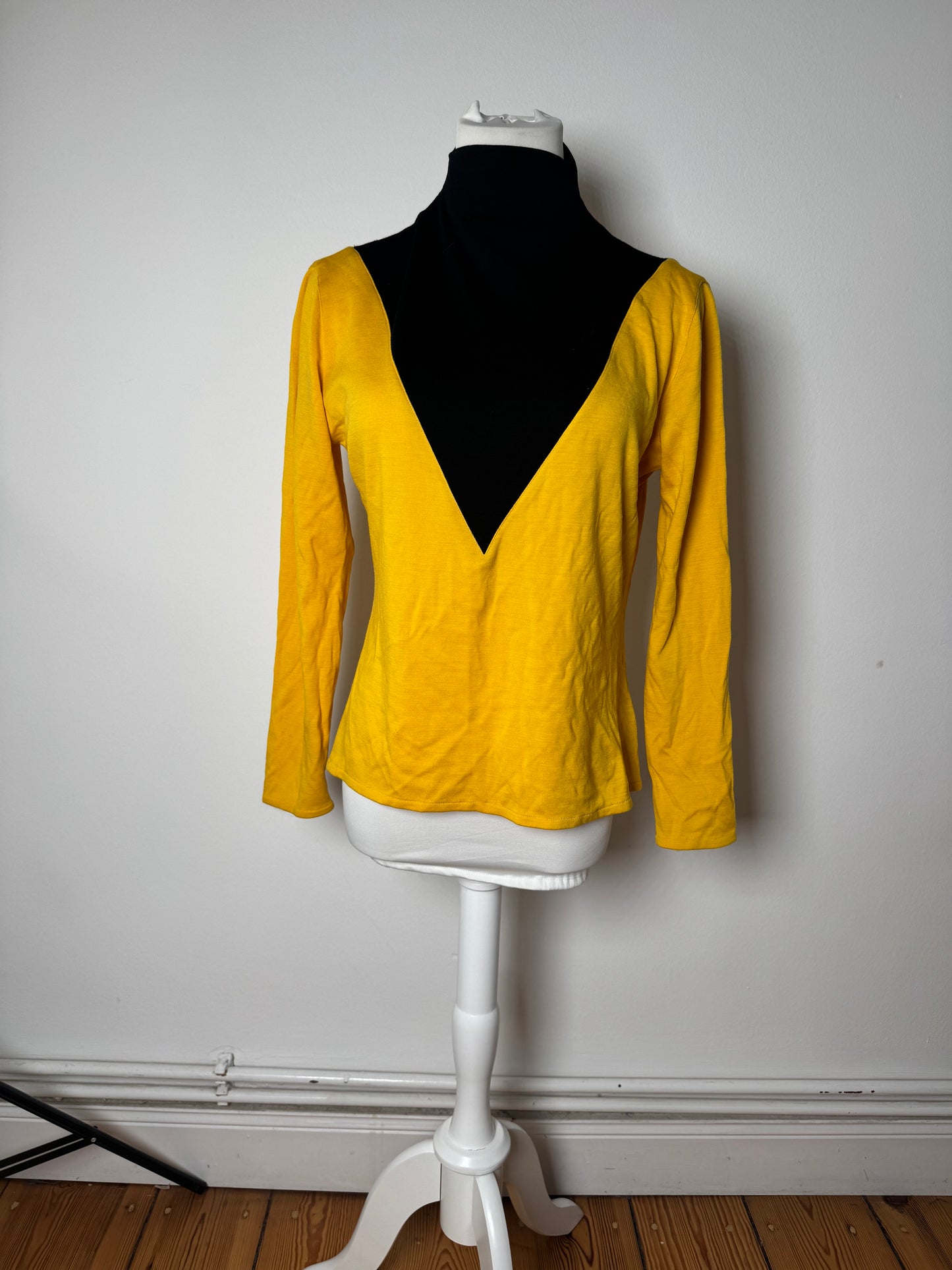 Vintage Dior Turtleneck Sweater Black Yellow M
