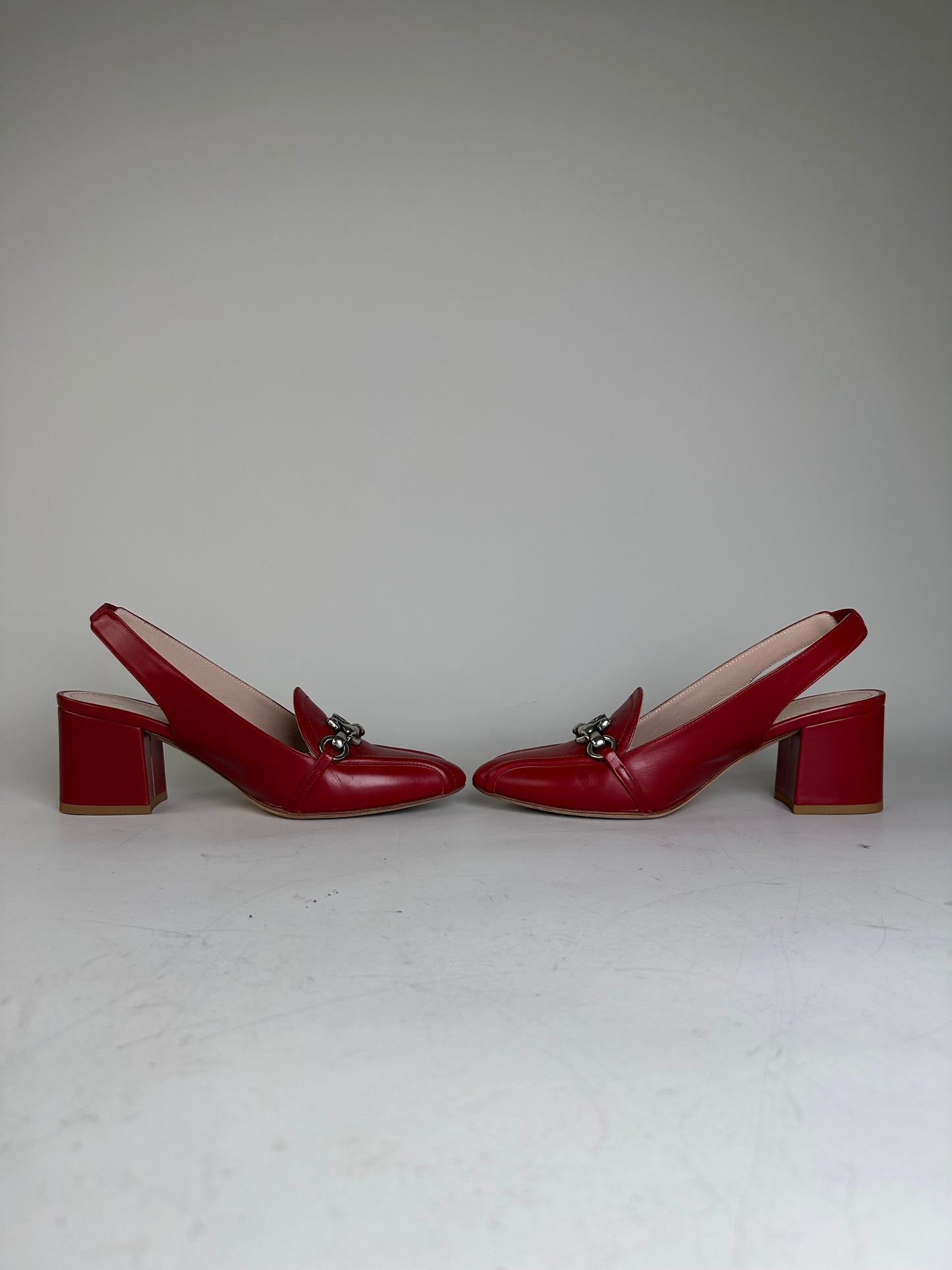 Vintage Etro Leather Slingback Heels Red Silver Chain EU36