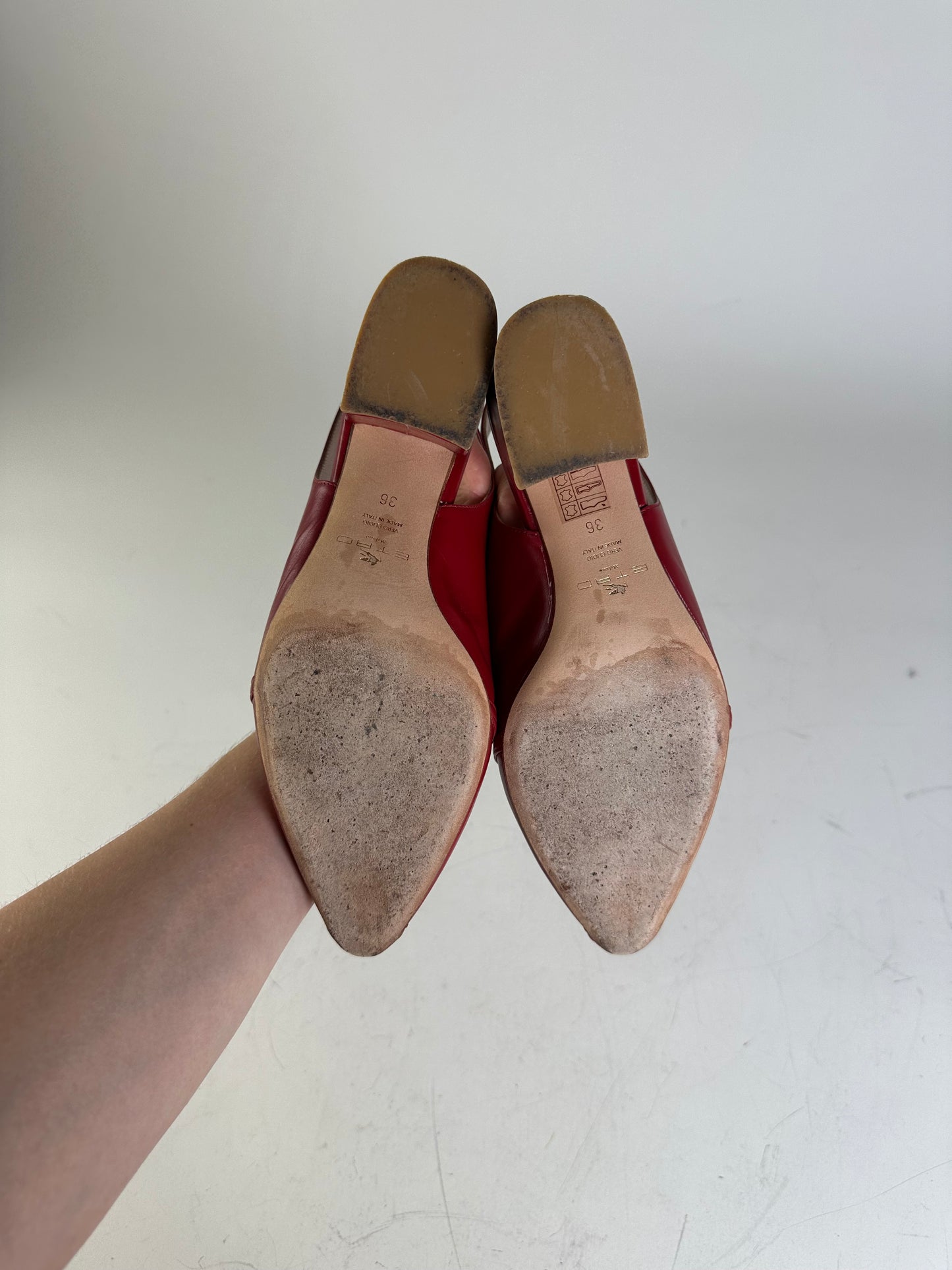 Vintage Etro Leather Slingback Heels Red Silver Chain EU36