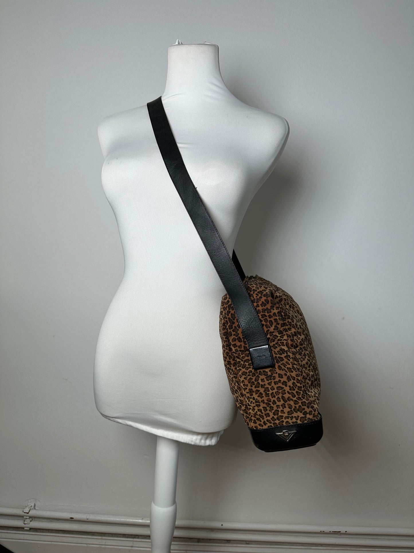 Vintage Bottega Veneta Leopard Suede Shoulder Bag Tan