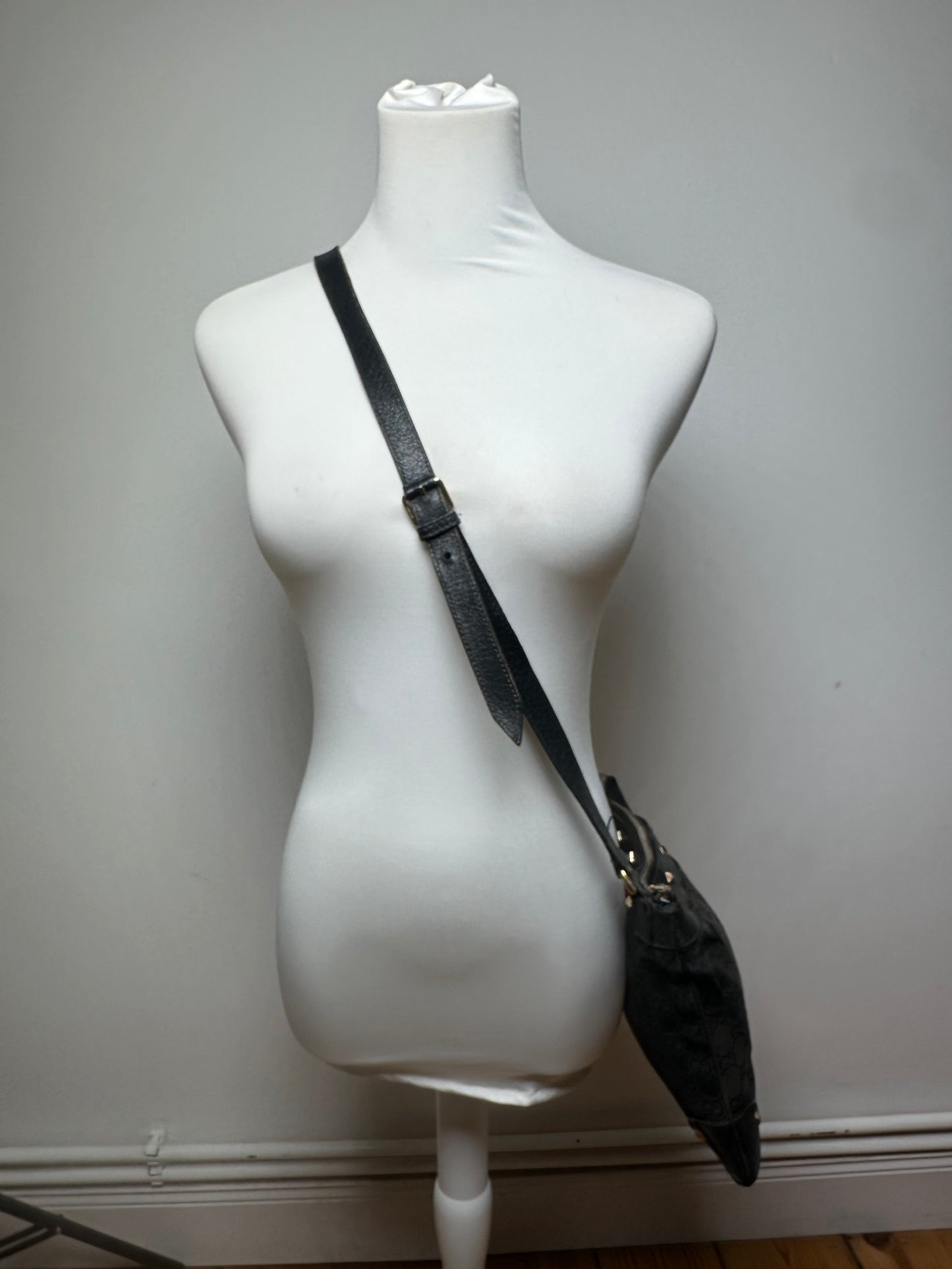 Vintage Gucci Studded Monogram Indy Shoulder / Crossbody Bag Black