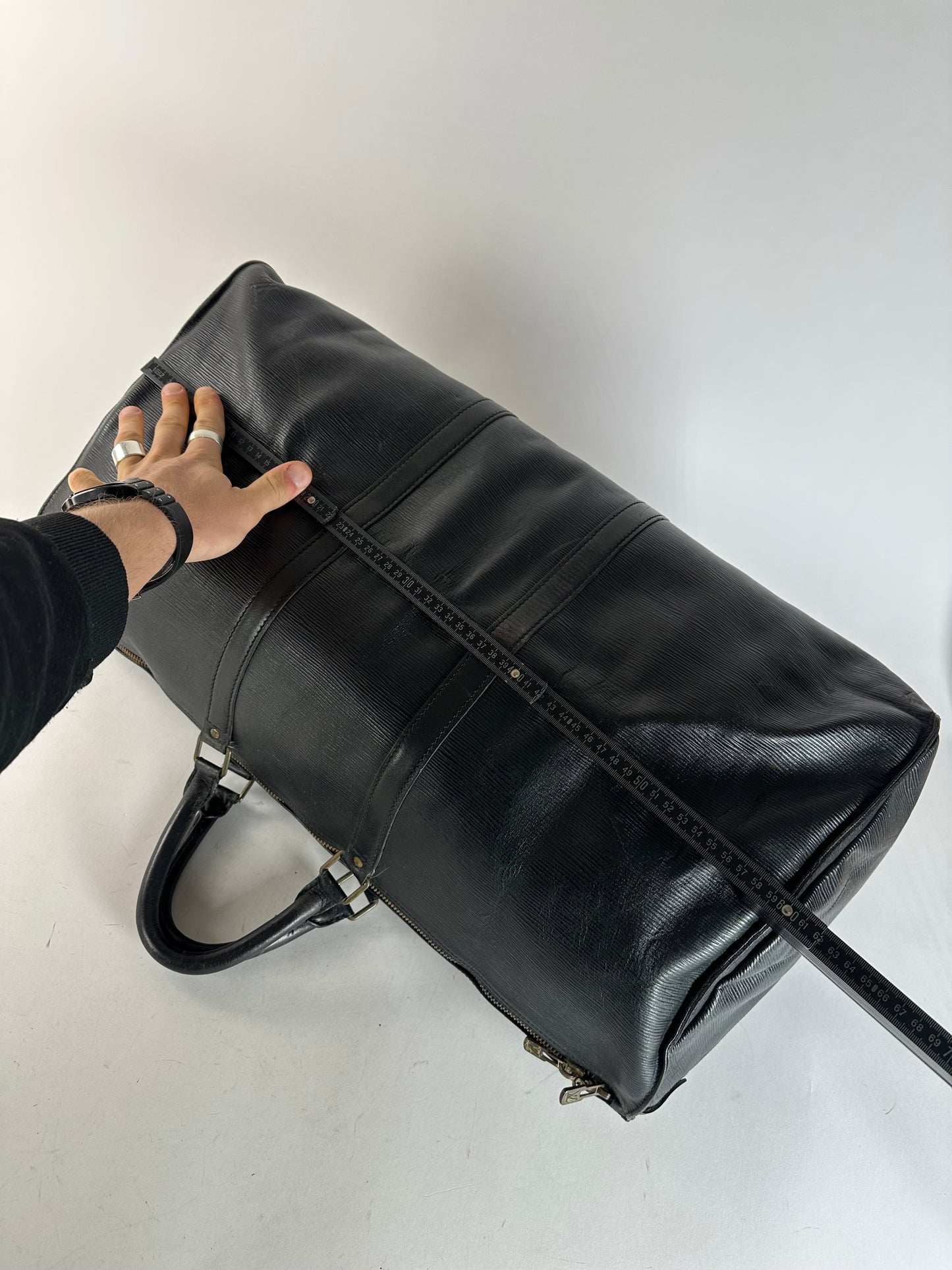 Vintage Louis Vuitton EPI Leather 60 Keepball Black