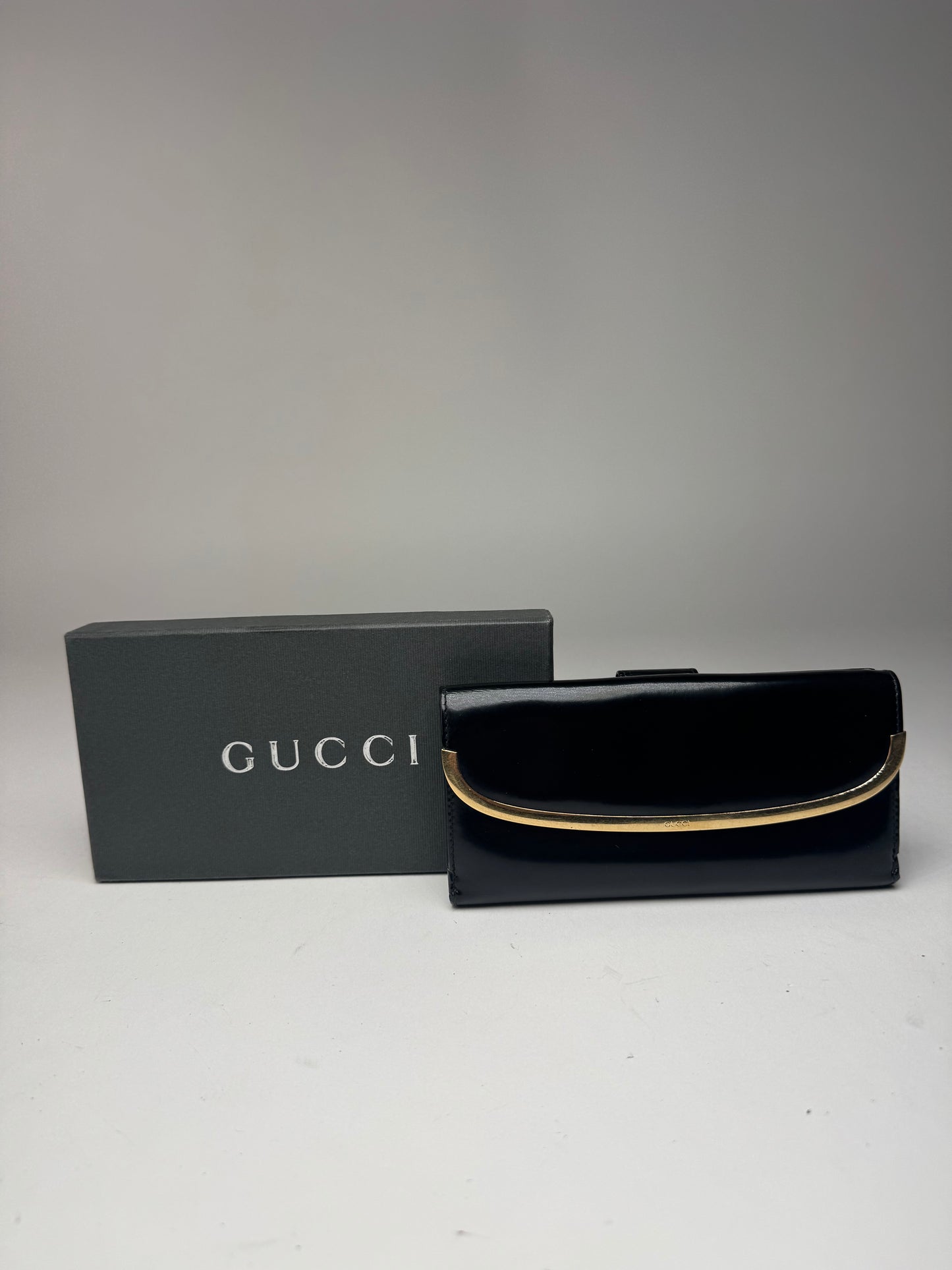 Vintage Gucci patent leather wallet black