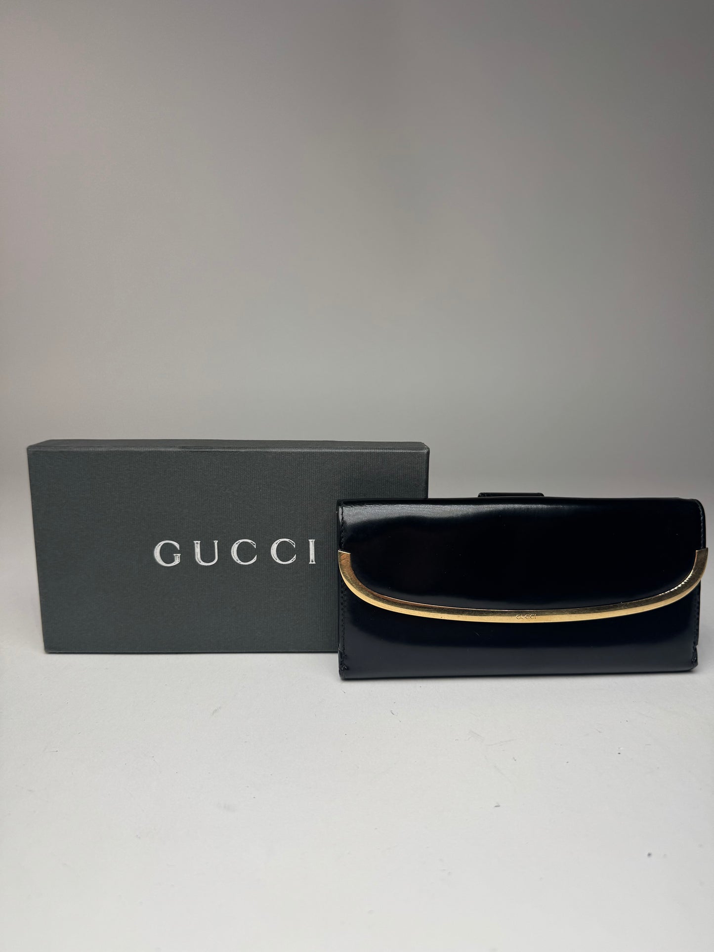 Vintage Gucci patent leather wallet black