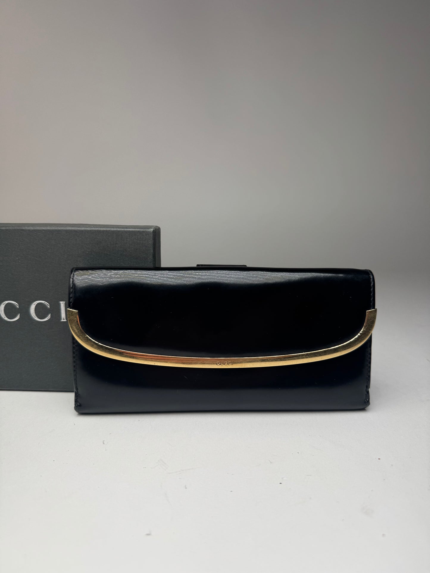 Vintage Gucci patent leather wallet black