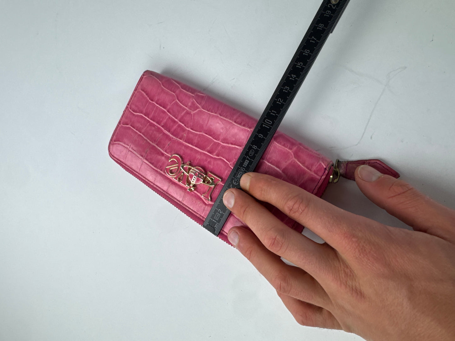 Vintage Vivienne Westwood Leather Zippy Crocodile Emblossed Leather Wallet Pink