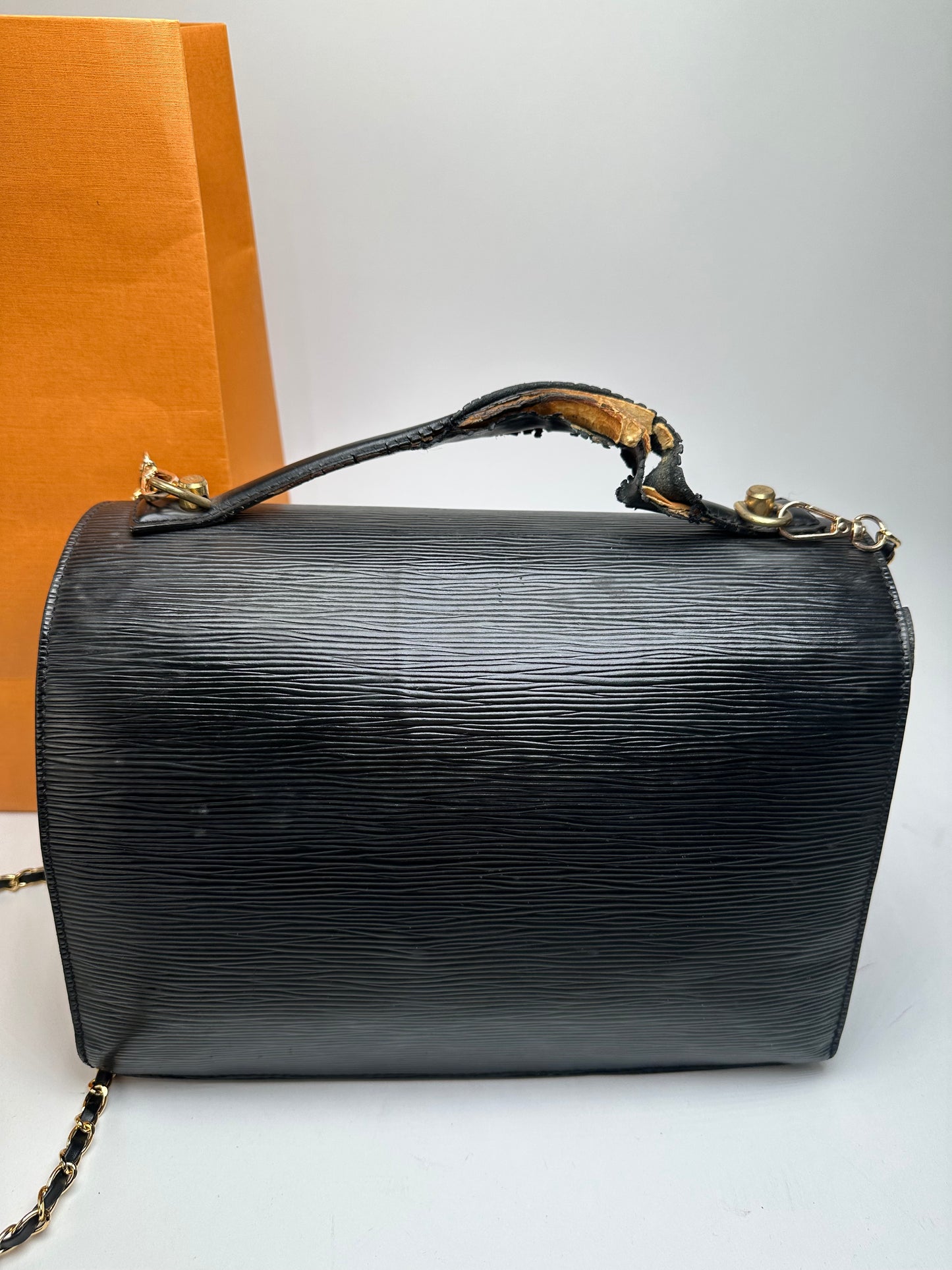 Vintage Louis Vuitton Epi Leather Flap Bag Black