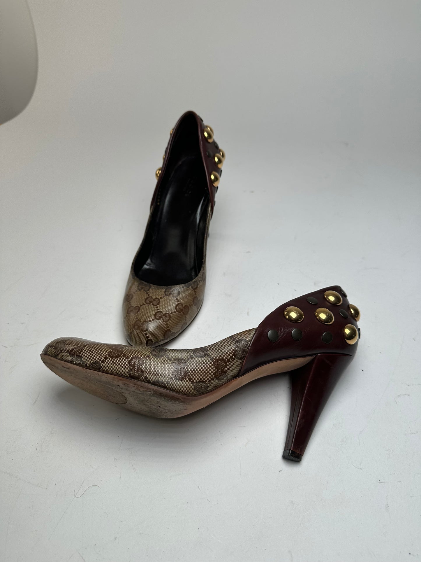 Vintage Gucci Studded Monogram Leather Pumps Beige Brown EU40