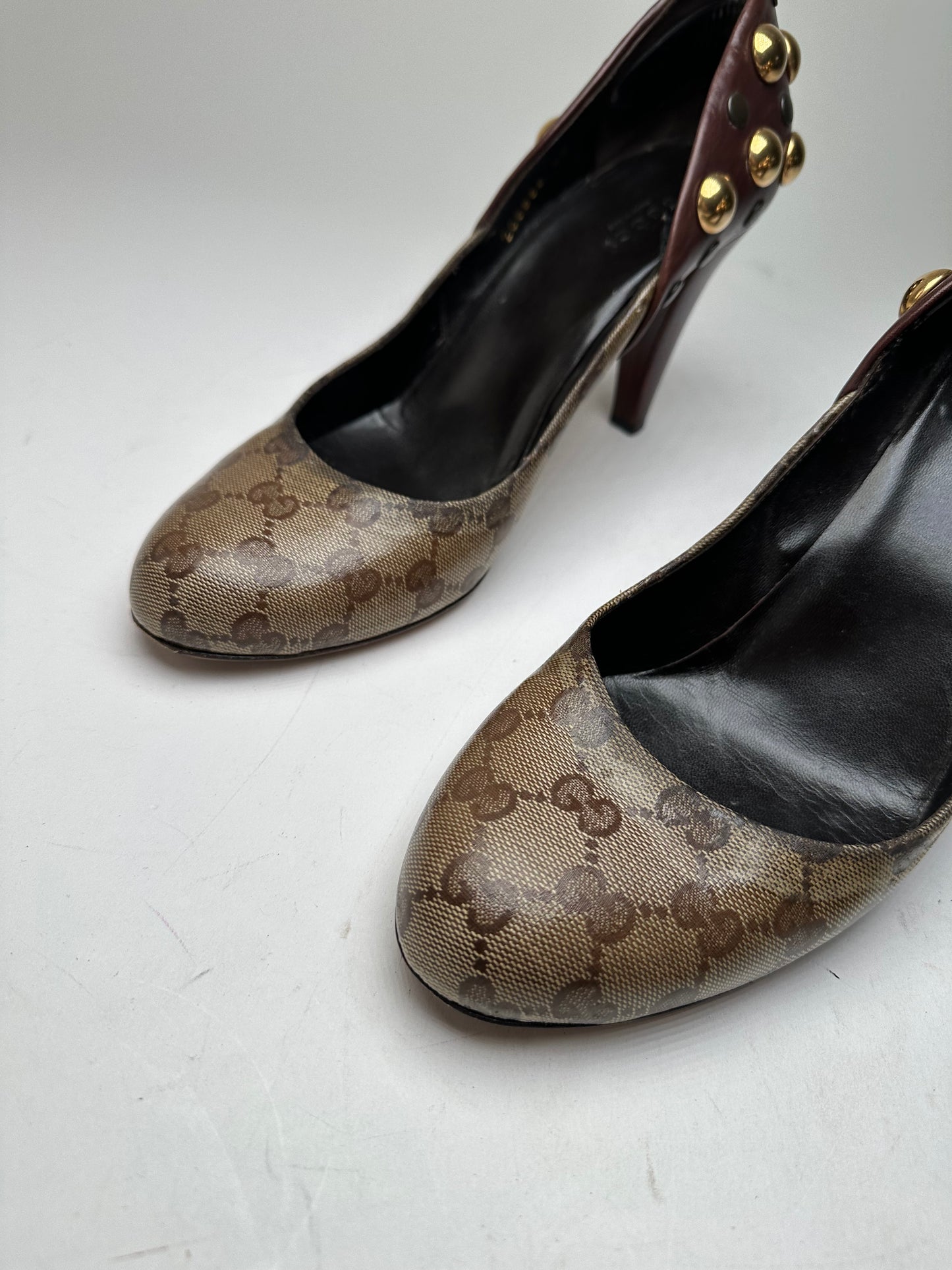 Vintage Gucci Studded Monogram Leather Pumps Beige Brown EU40