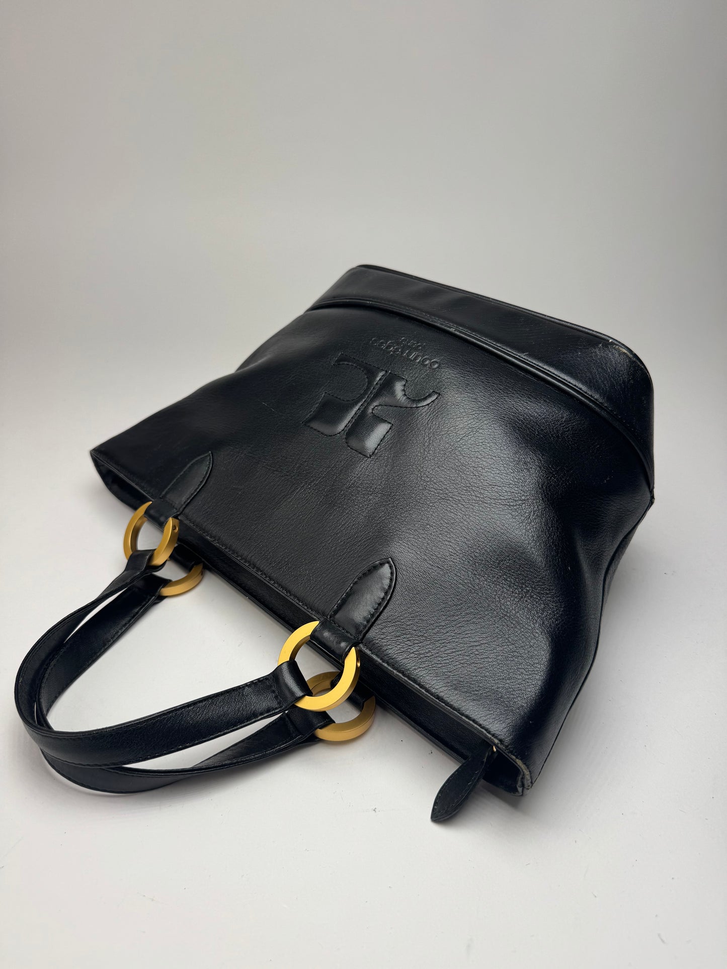 Sac vintage Courrèges Paris en cuir noir