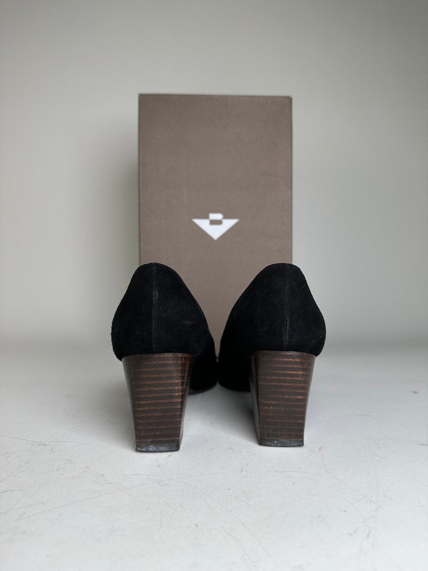 Vintage Bottega Veneta Suede Block Heel Pumps Black