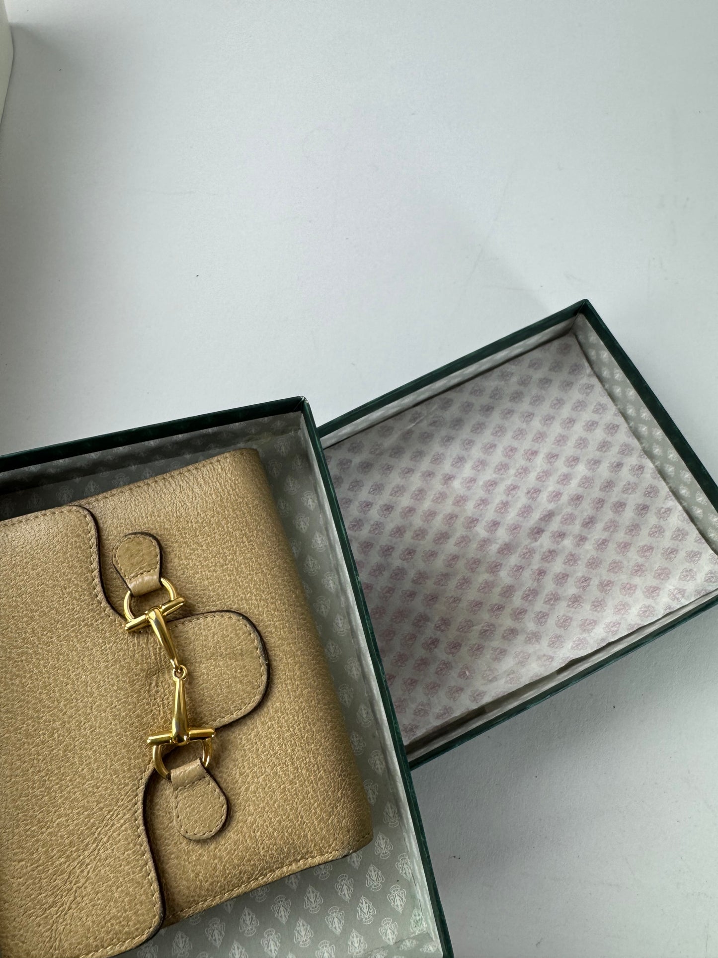 Vintage Gucci Horsebit Leather Wallet Beige