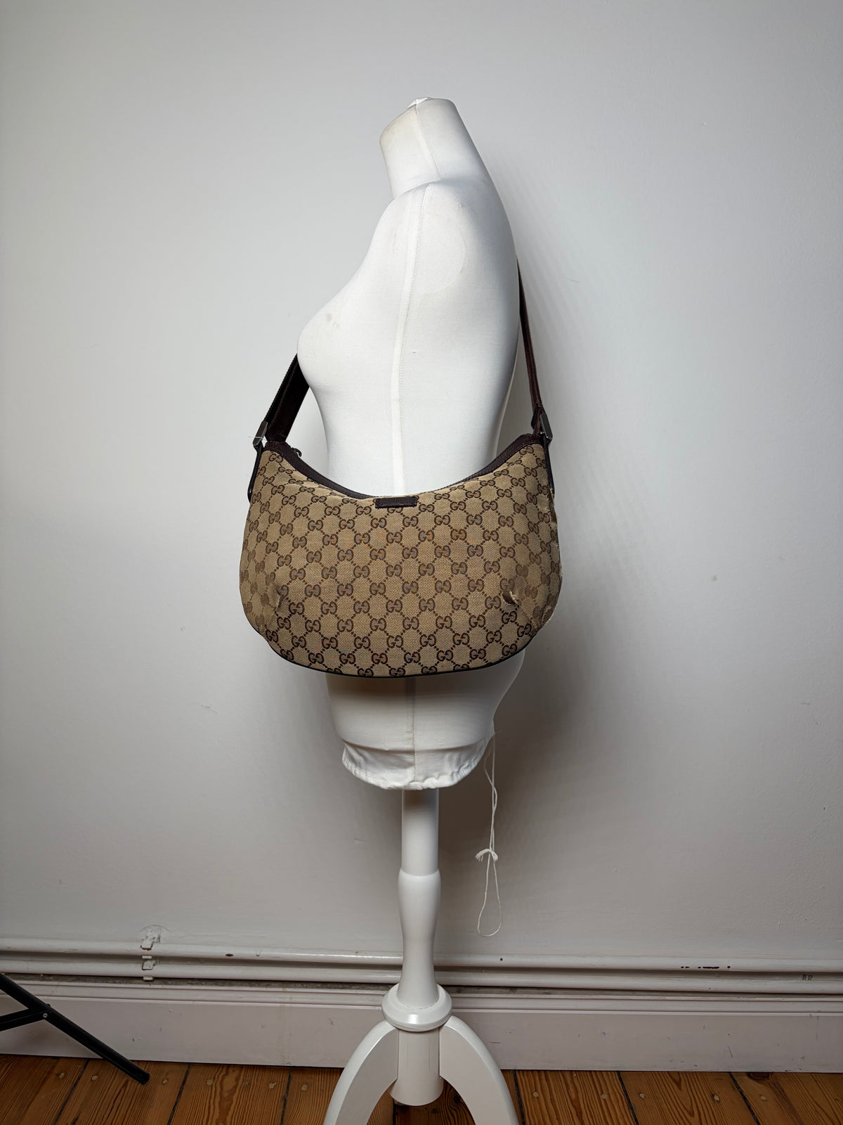 Vintage Gucci GG Supreme Hobo Bag c. Late 2000s Tan Brown