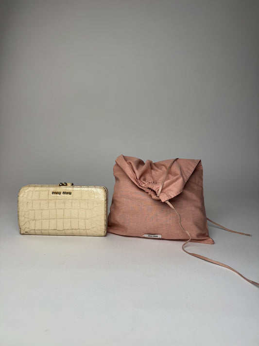 Vintage Miu Miu Leather Crocodile Emblossed White