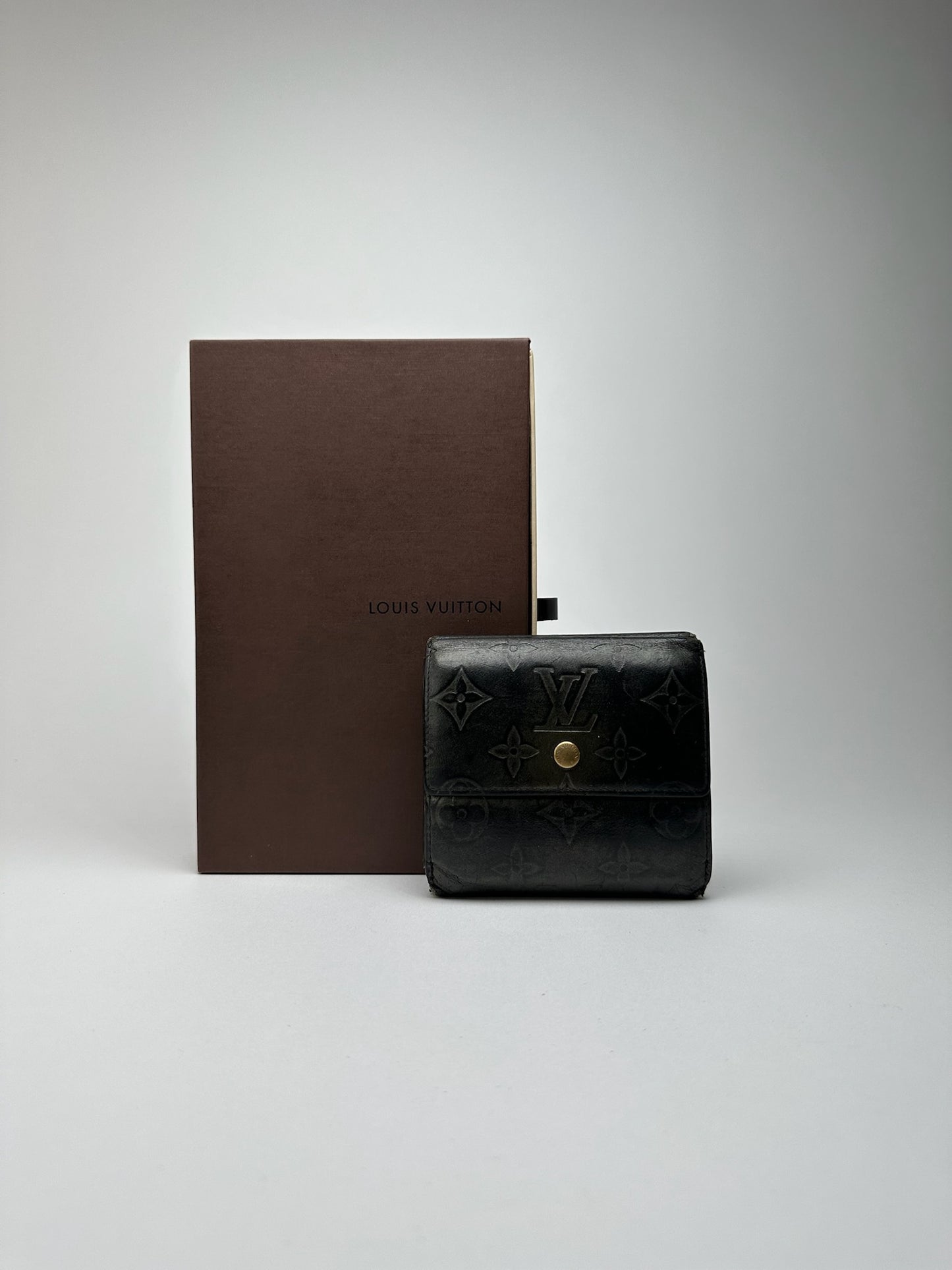 Vintage Louis Vuitton Vernis Leather wallet black