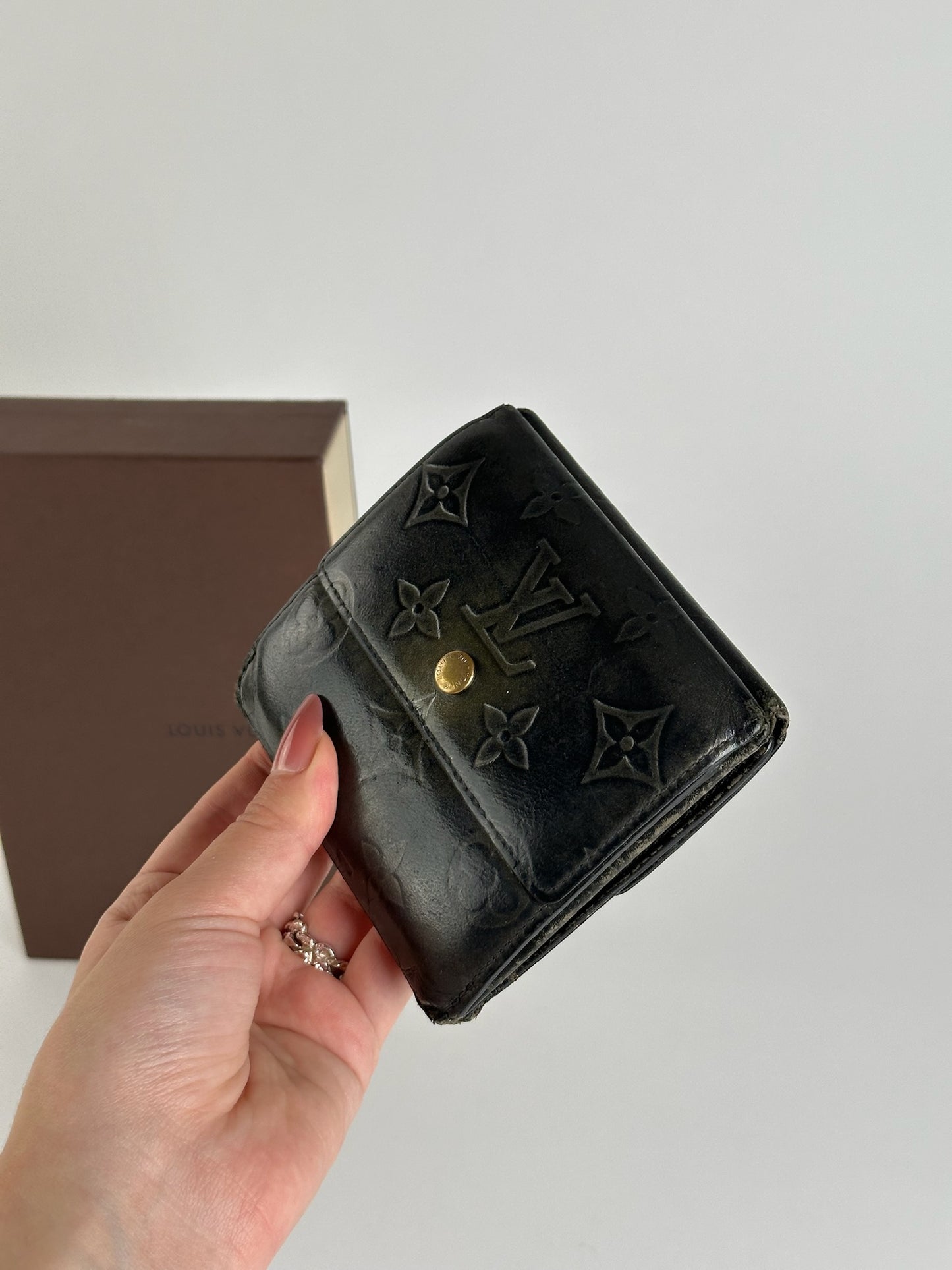 Vintage Louis Vuitton Vernis Leather wallet black