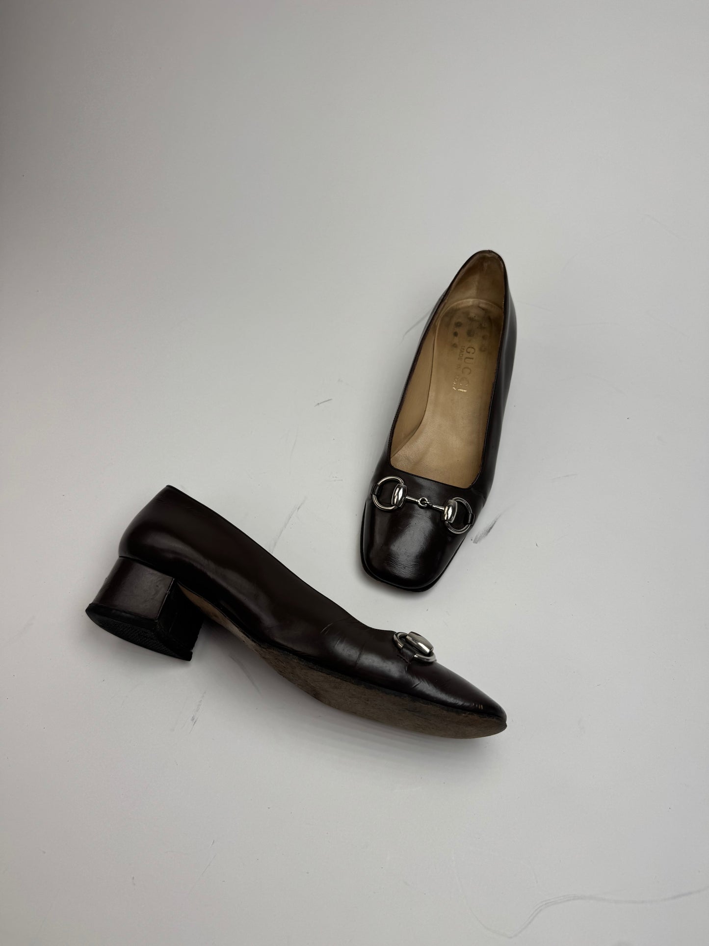 Vintage Gucci Horsebit Patent Leather Pumps Brown 37C