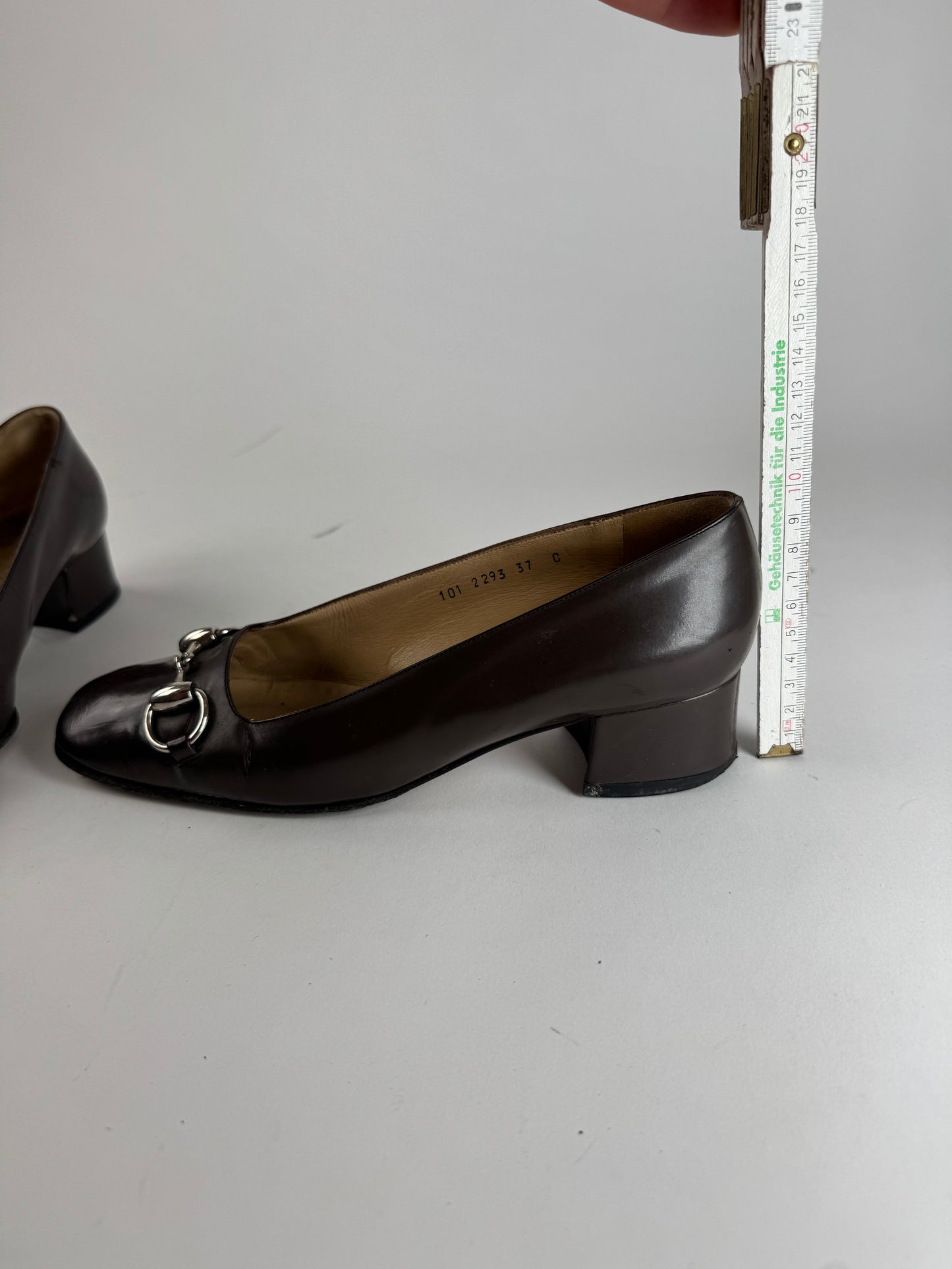 Vintage Gucci Horsebit Patent Leather Pumps Brown 37C