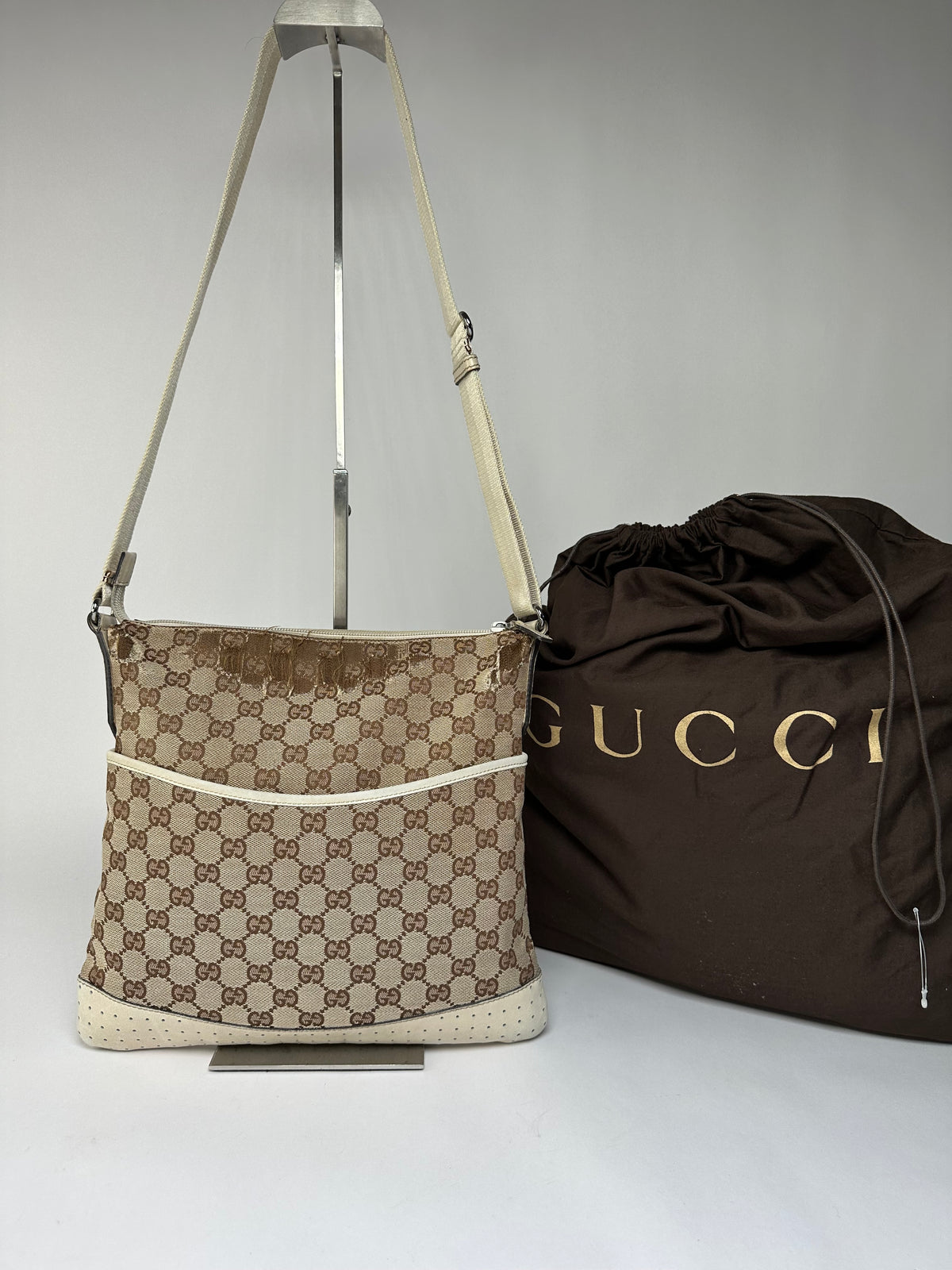 Vintage Gucci GG Monogram Canvas Crossbody Bag Early 2000s Beige Brown