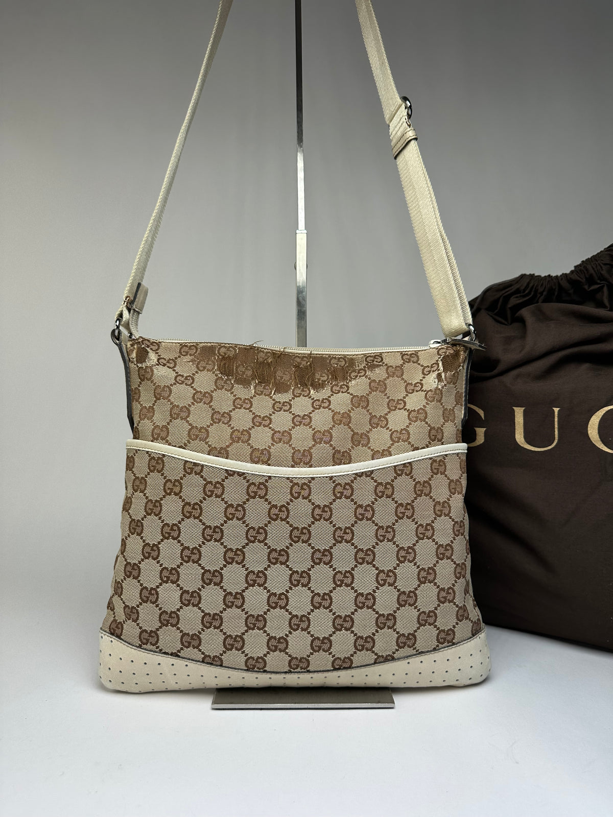 Vintage Gucci GG Monogram Canvas Crossbody Bag Early 2000s Beige Brown