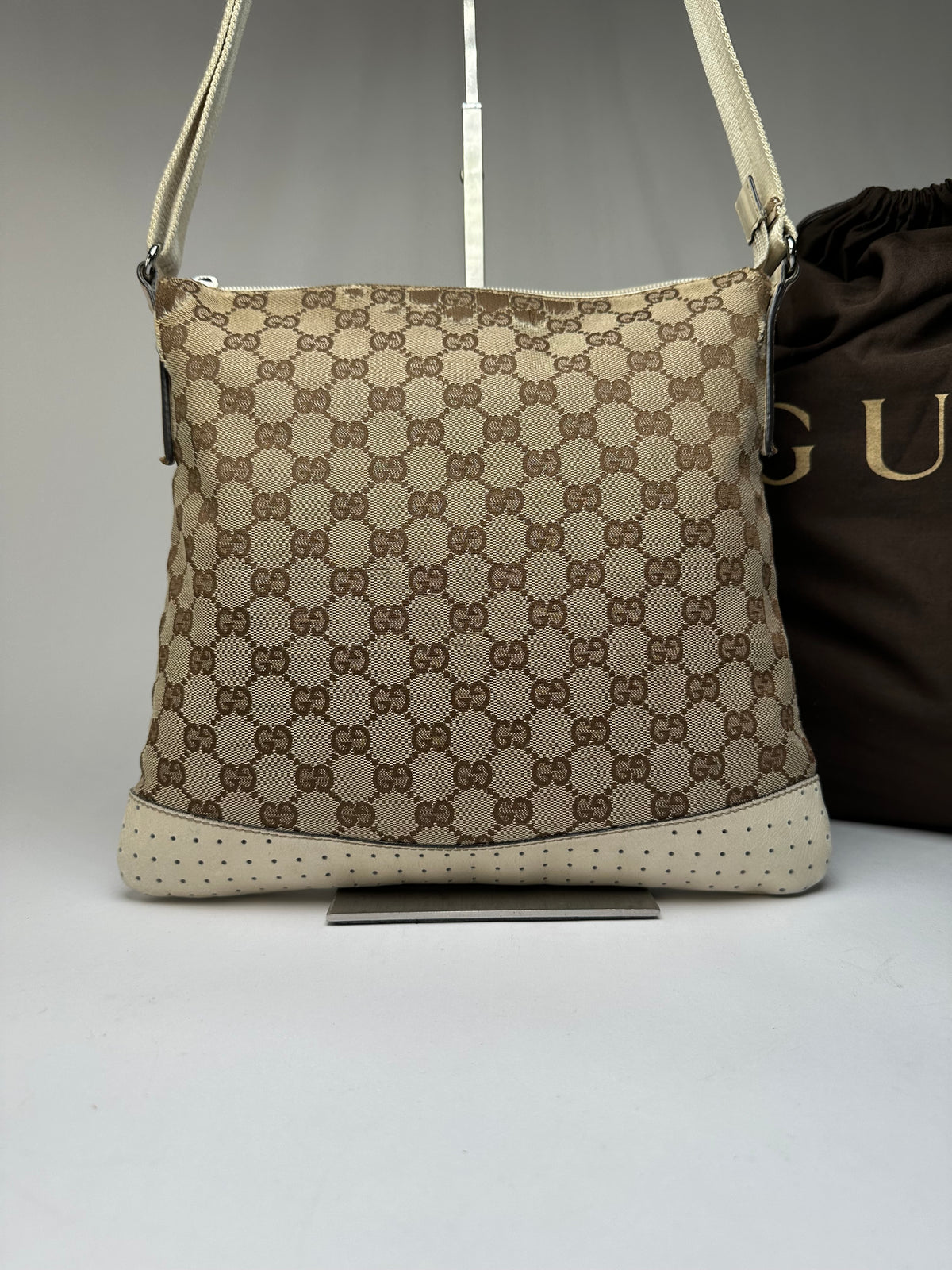 Vintage Gucci GG Monogram Canvas Crossbody Bag Early 2000s Beige Brown