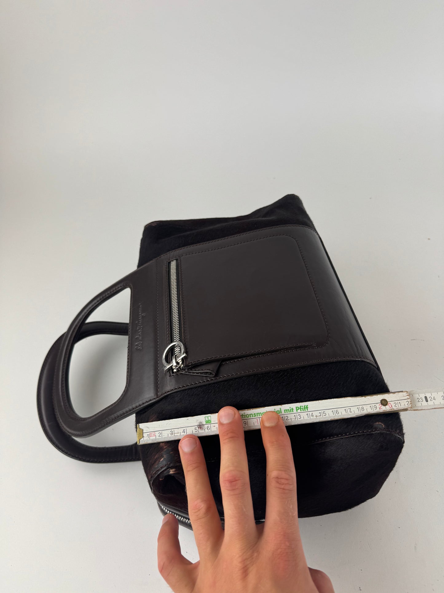 Sac vintage en cuir et fourrure marron Salvatore Ferragamo