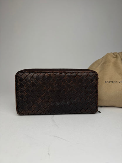 Vintage Bottega Veneta Zippy Intrecciato Leather Wallet Brown