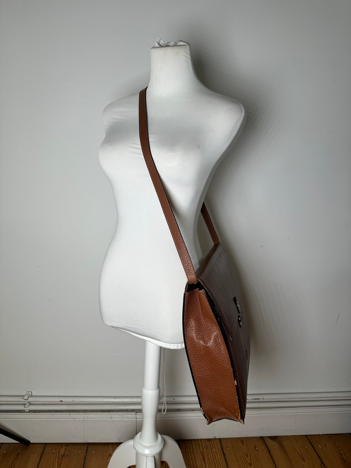 Vintage Loewe Pebbled Leather Shoulder Bag Brown Gold
