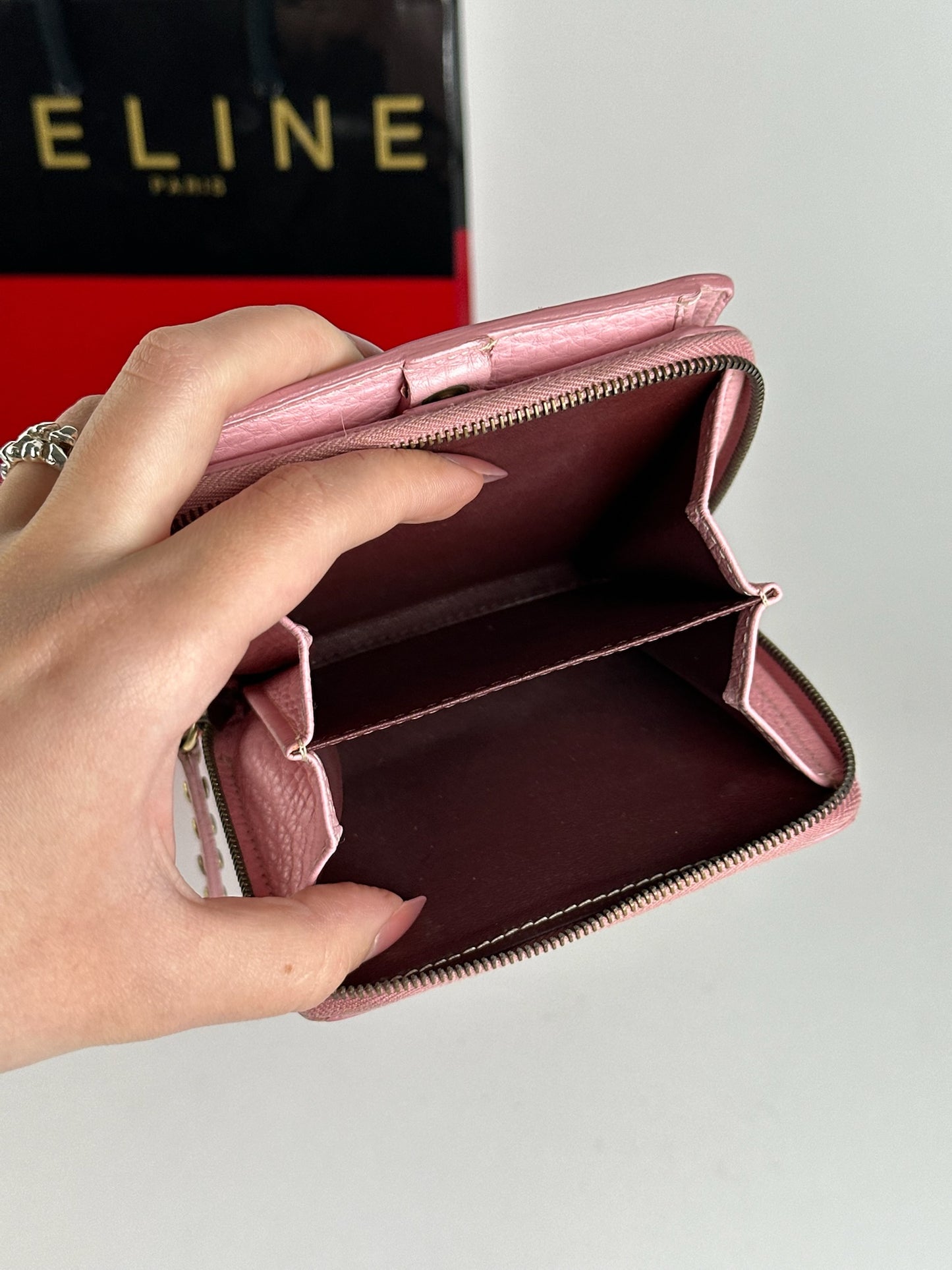 Portefeuille vintage en cuir rose Céline Paris