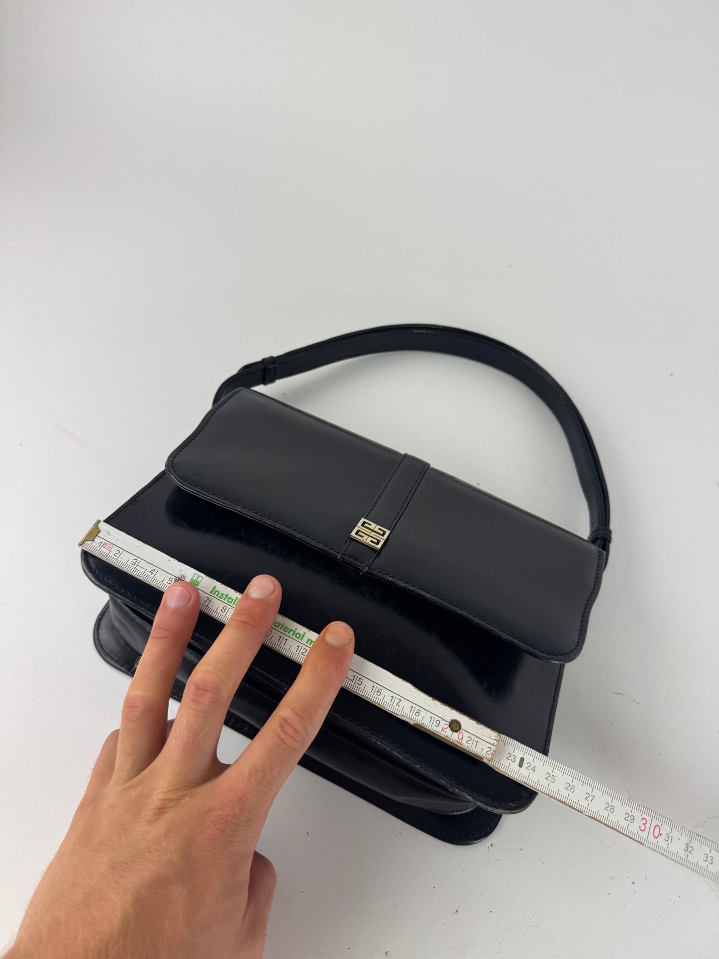 Sac vintage en cuir Givenchy 4G noir