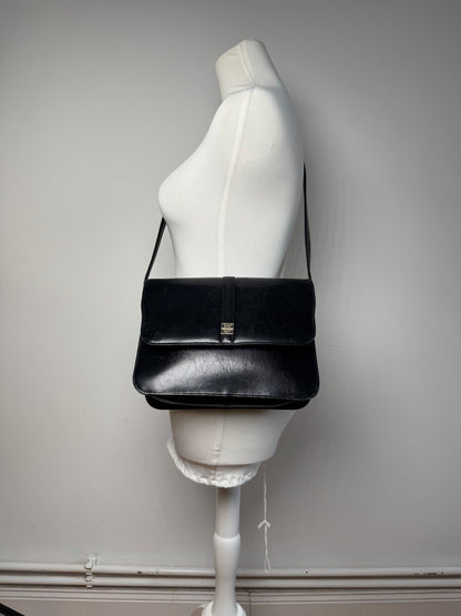 Sac vintage en cuir Givenchy 4G noir