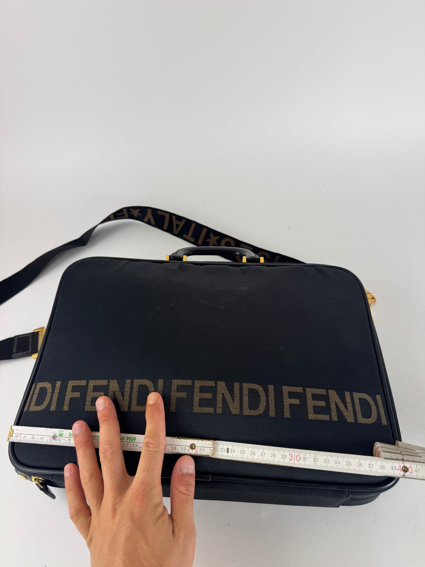 Sac vintage Fendi Roma 2Way noir or