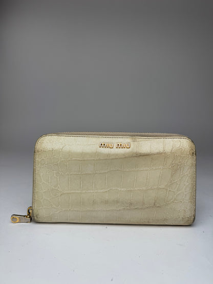 Vintage Miu Miu Leather wallet white