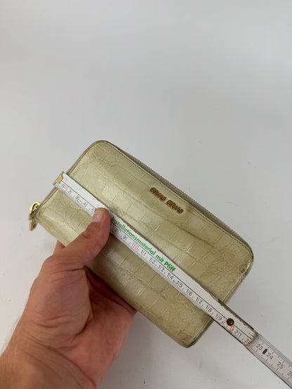 Vintage Miu Miu Leather wallet white
