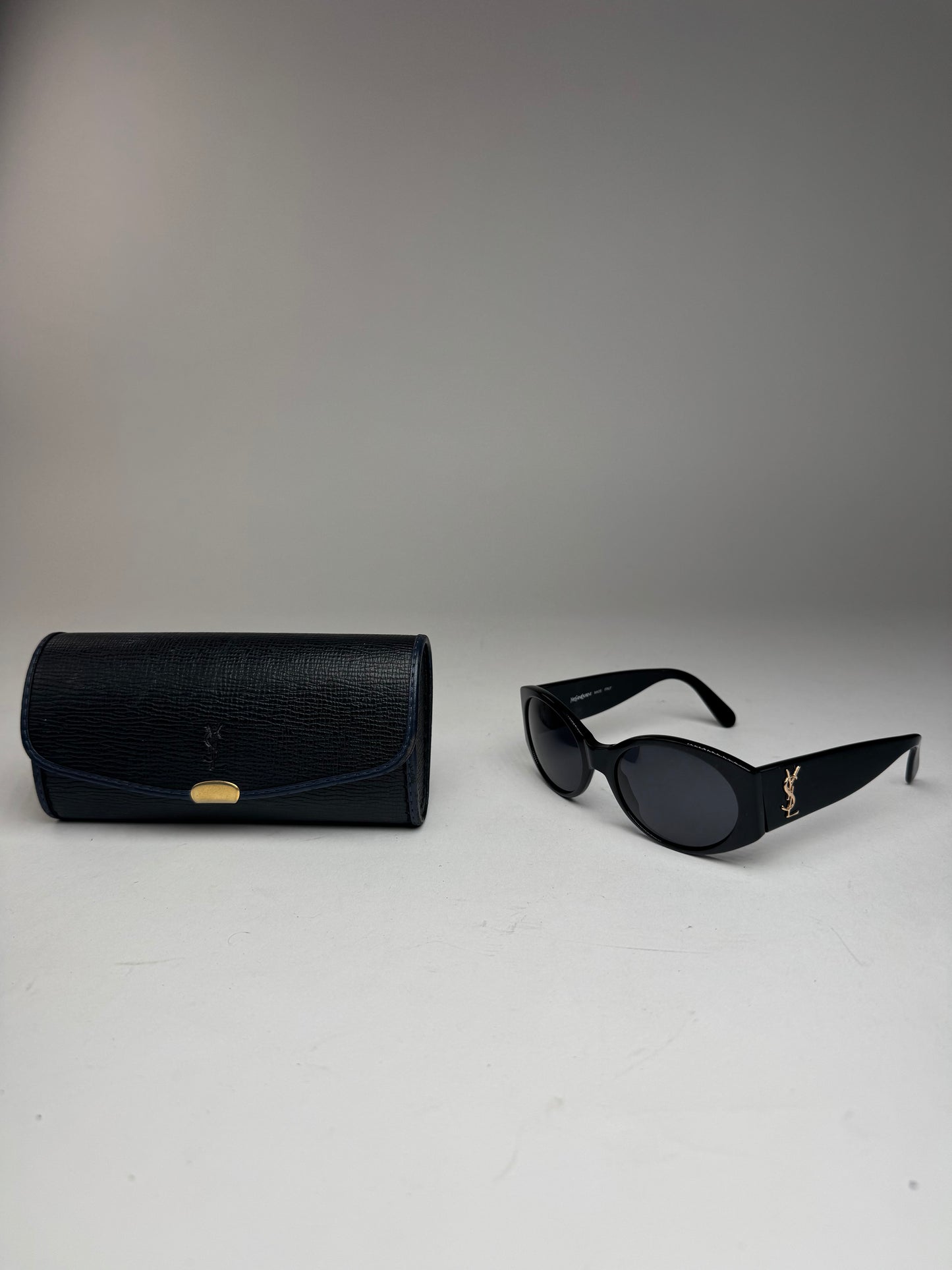 Vintage Yves Saint Laurent Sunglasses black