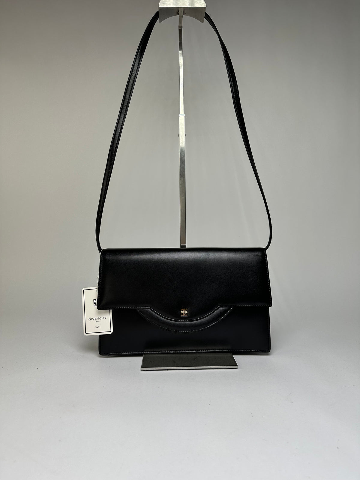 Vintage Givenchy 4G Logo Leather Flap Crossbody Bag Late 1980s Black