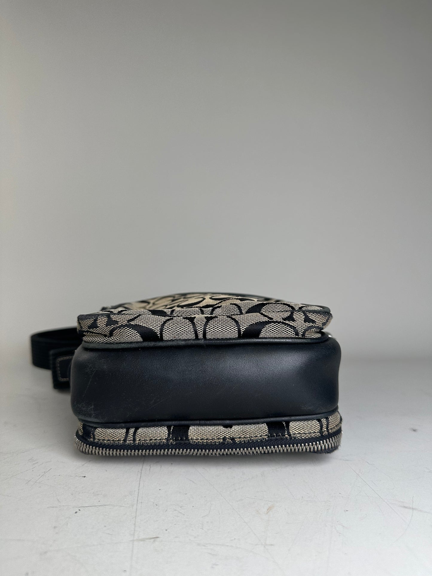 Vintage Coach Canvas Crossbody Bag Beige Black Silver
