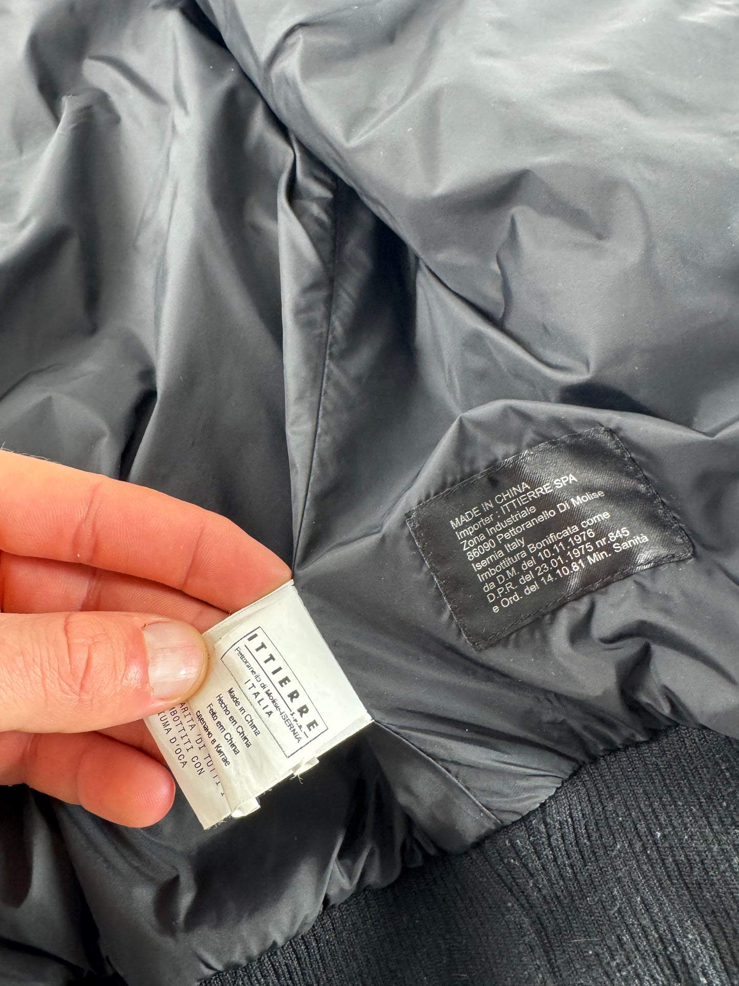 Vintage Versace Mens Puffer Jacket Black XXL