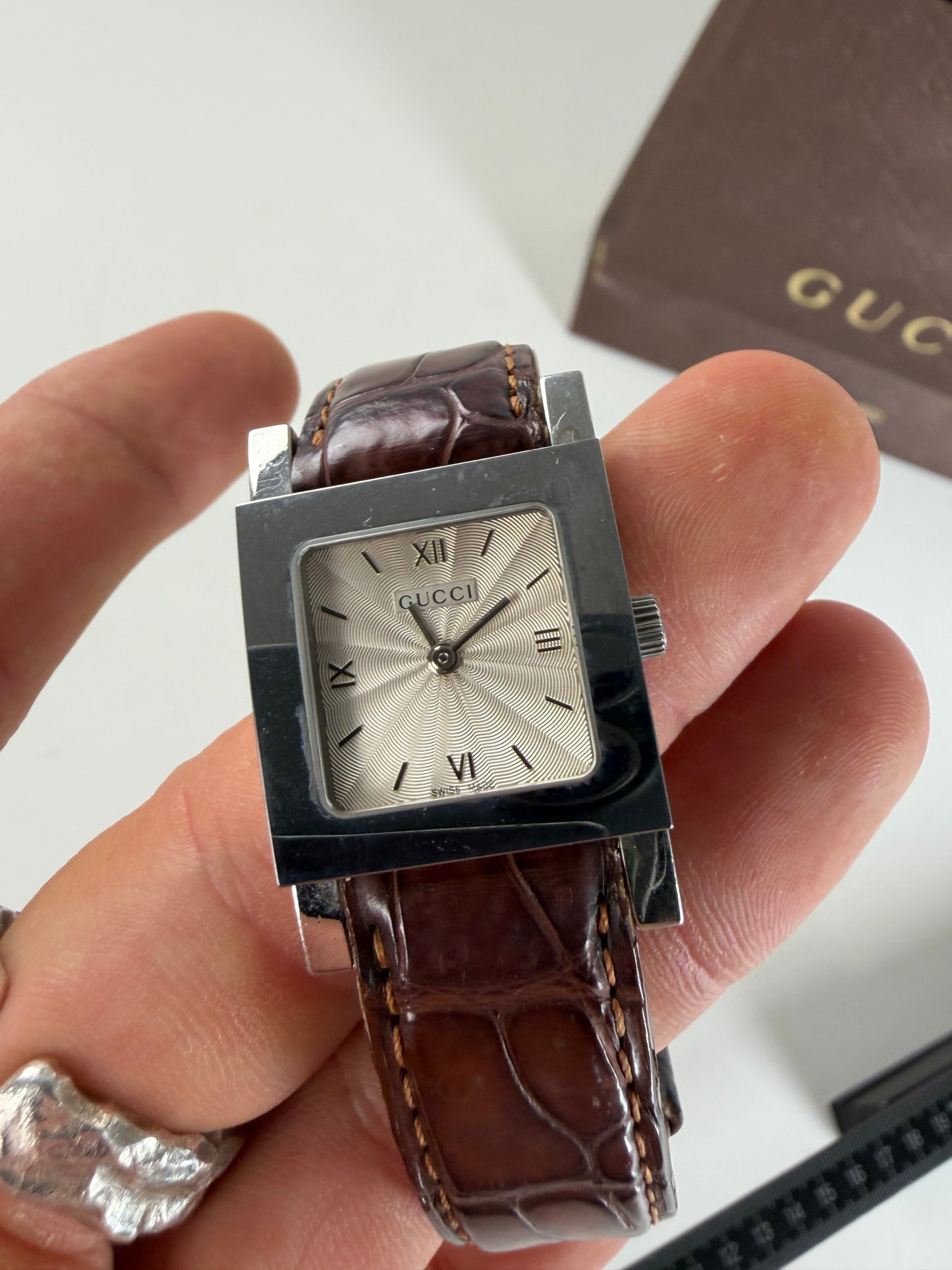 Vintage Gucci Stainless Steel Crocodile Leather Watch Silver Brown