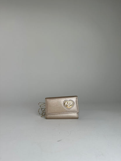 Gucci Leather Champagne Key Holder with Heart-Shaped Logo Detail