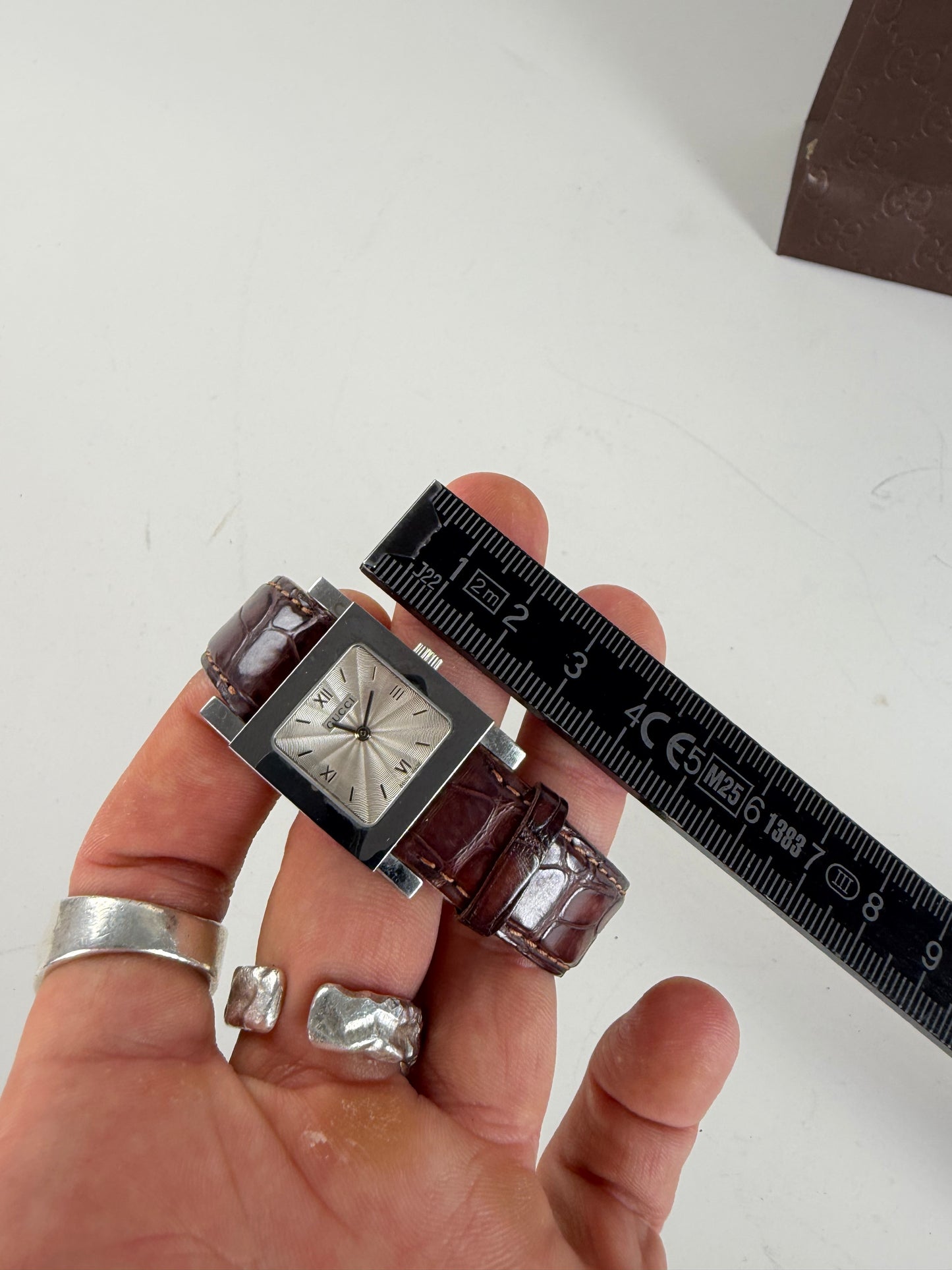 Vintage Gucci Stainless Steel Crocodile Leather Watch Silver Brown