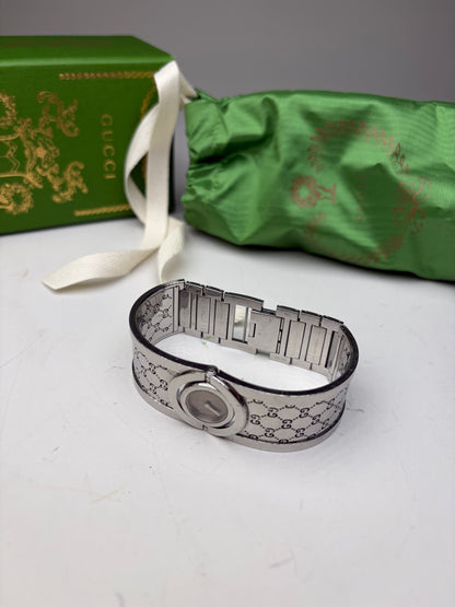 Vintage Gucci GG Motif Stainless Steel Bracelet Watch Silver