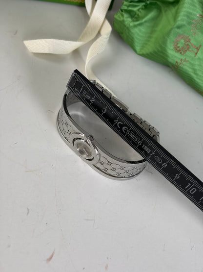 Vintage Gucci GG Motif Stainless Steel Bracelet Watch Silver