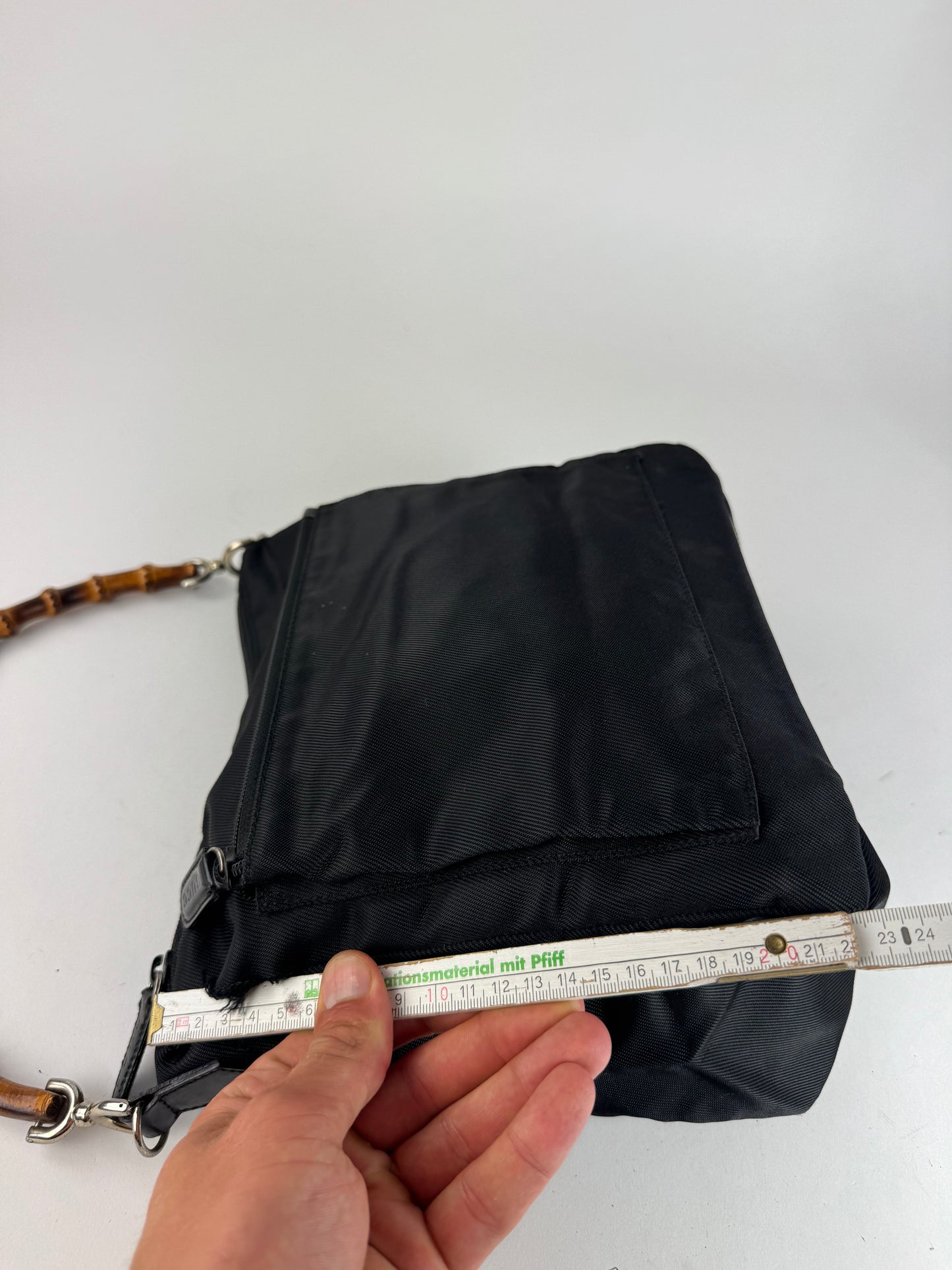 Sac Gucci vintage en toile de bambou noir